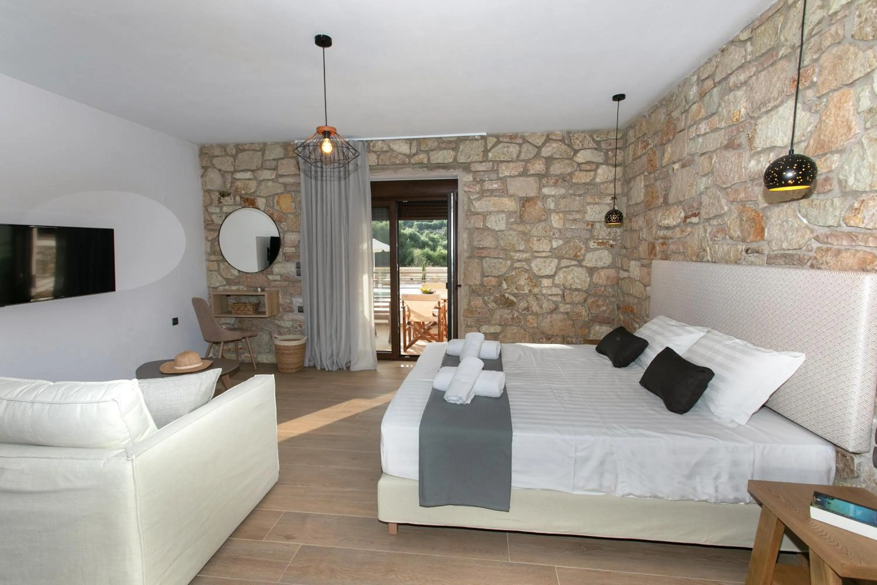 Bed in Michelangelo suites and apartments