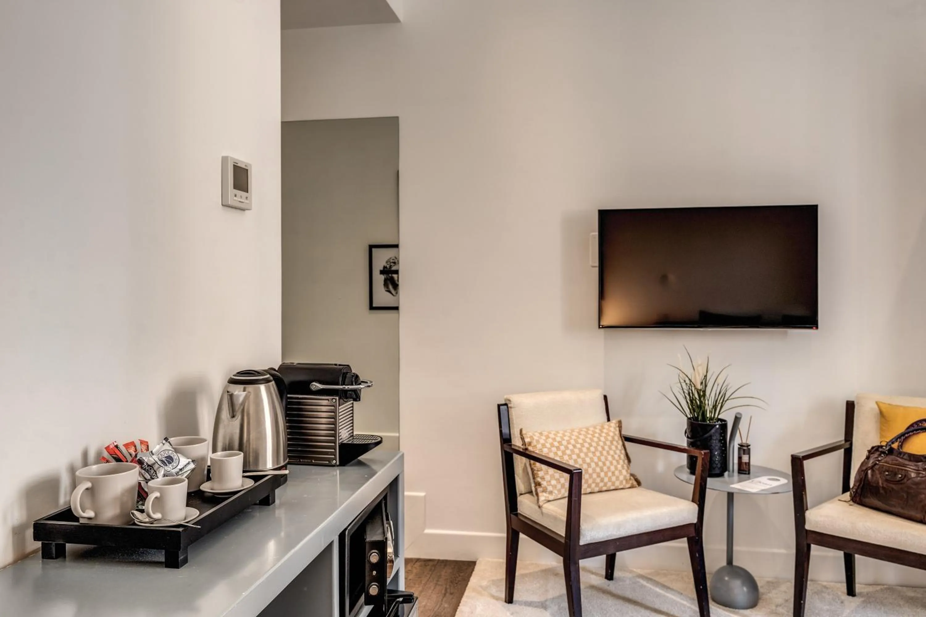 Coffee/tea facilities in Telier Tomacelli