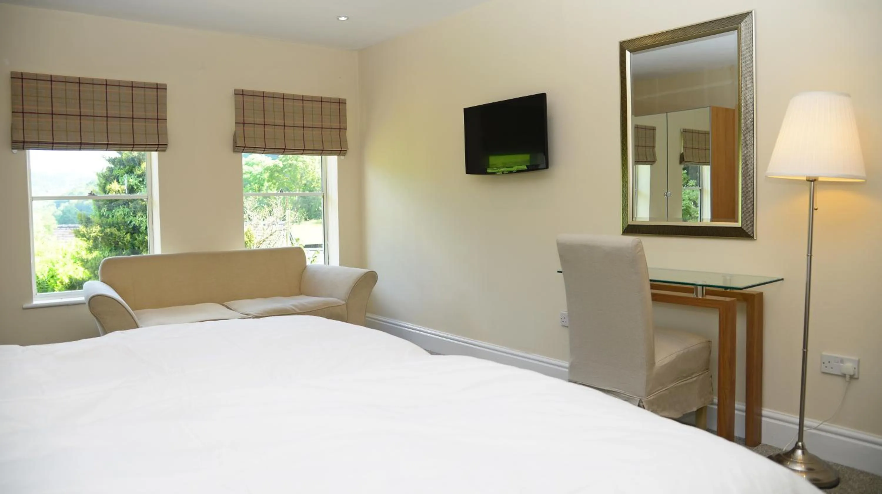 Bedroom, Bed in The Mulberry Inn