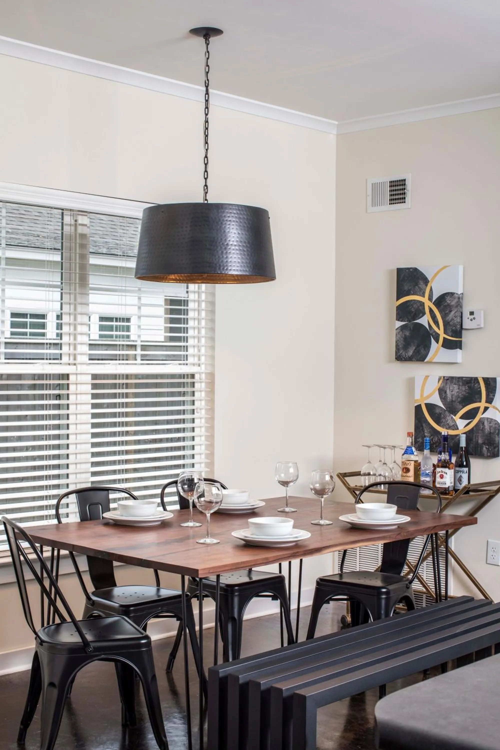 Seating area in The Louis Hotel