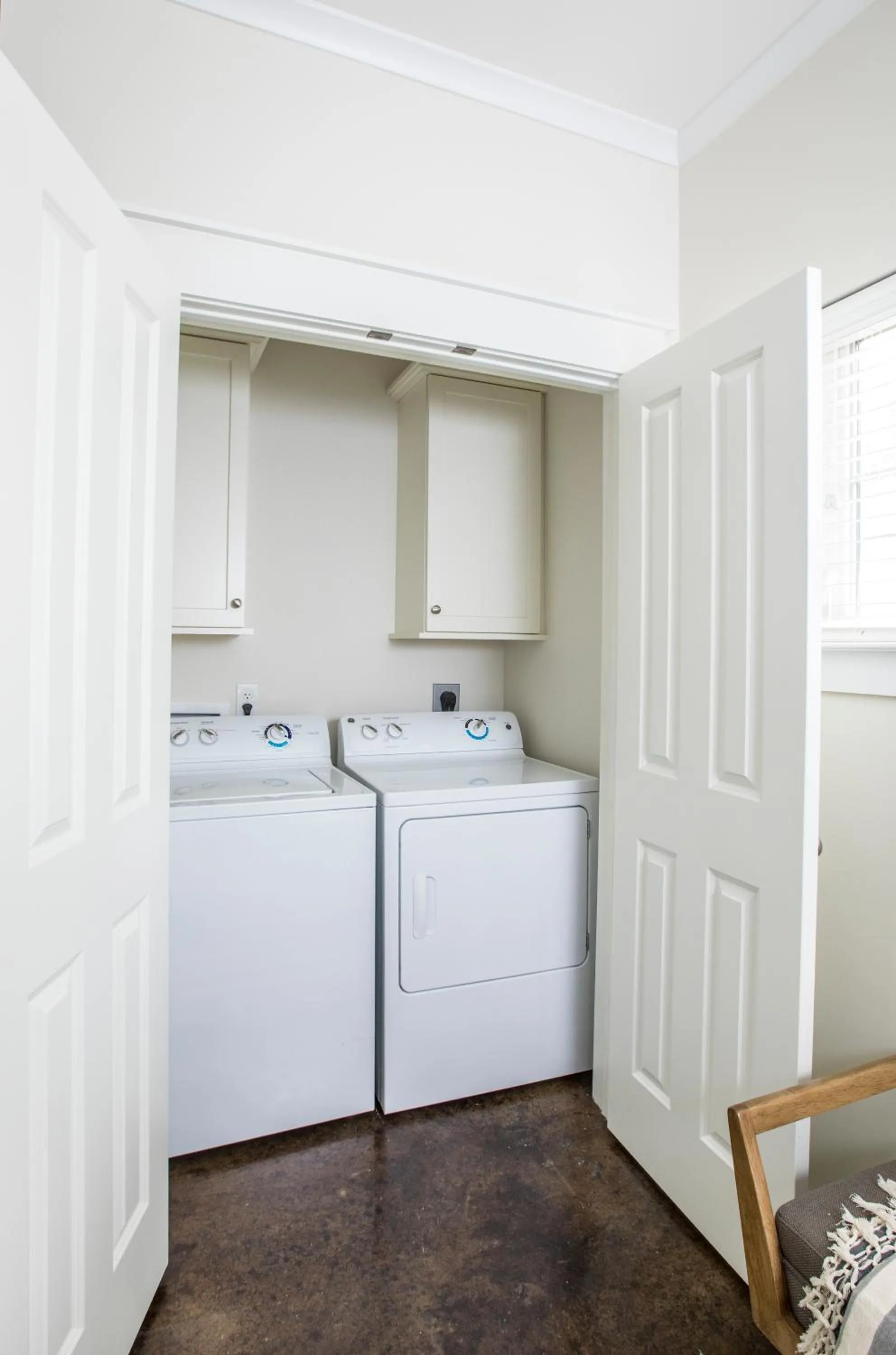 laundry in The Louis Hotel
