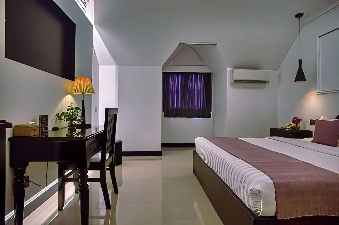 Bedroom, Bed in Bodee Corner