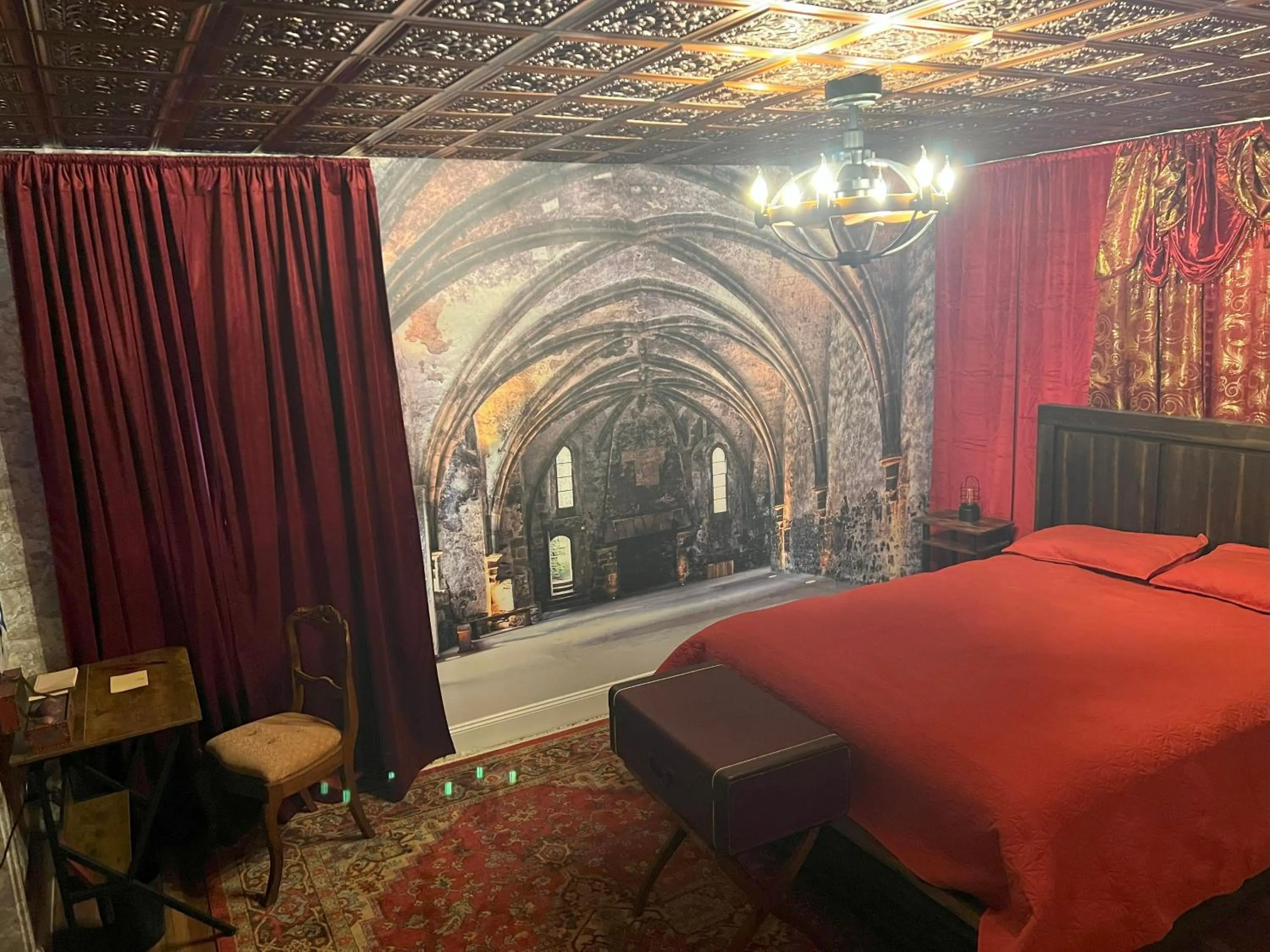 Bedroom, Bed in Magical Castle Near Theme Parks