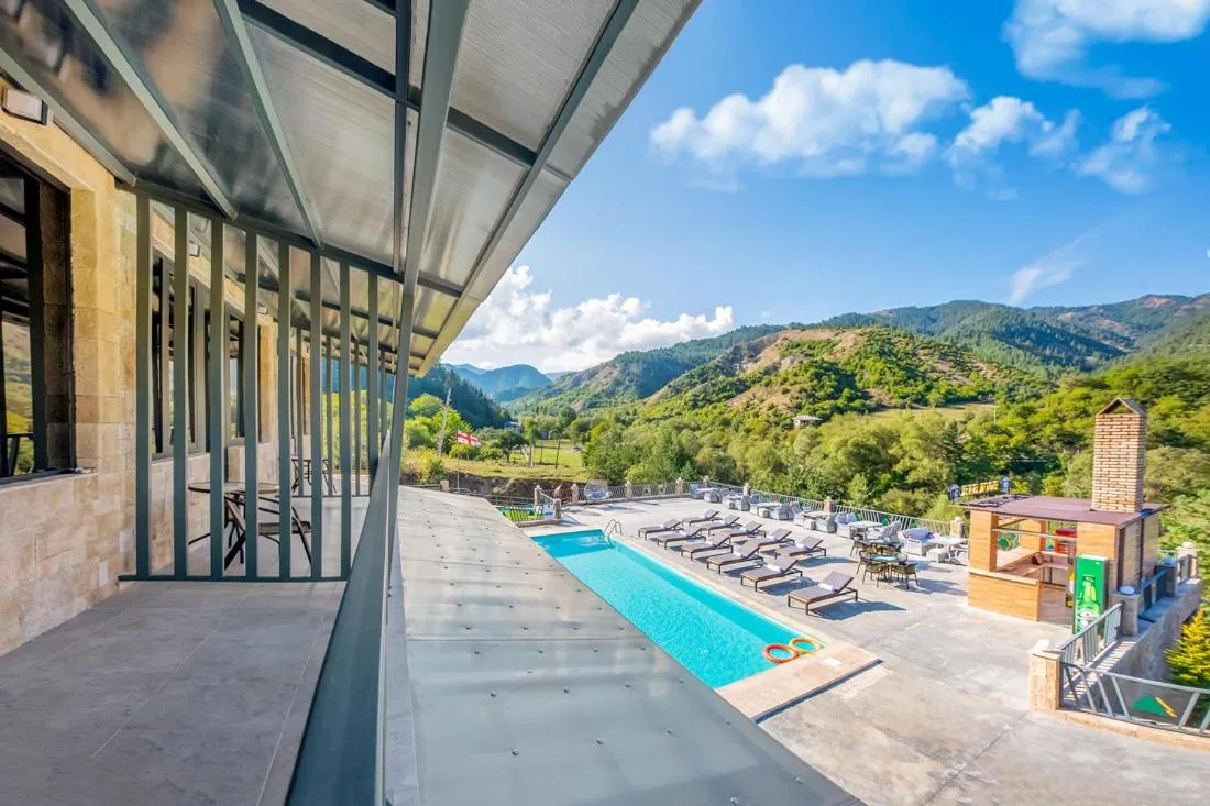 Solo Grand Boshuri Hotel Wellness Resort