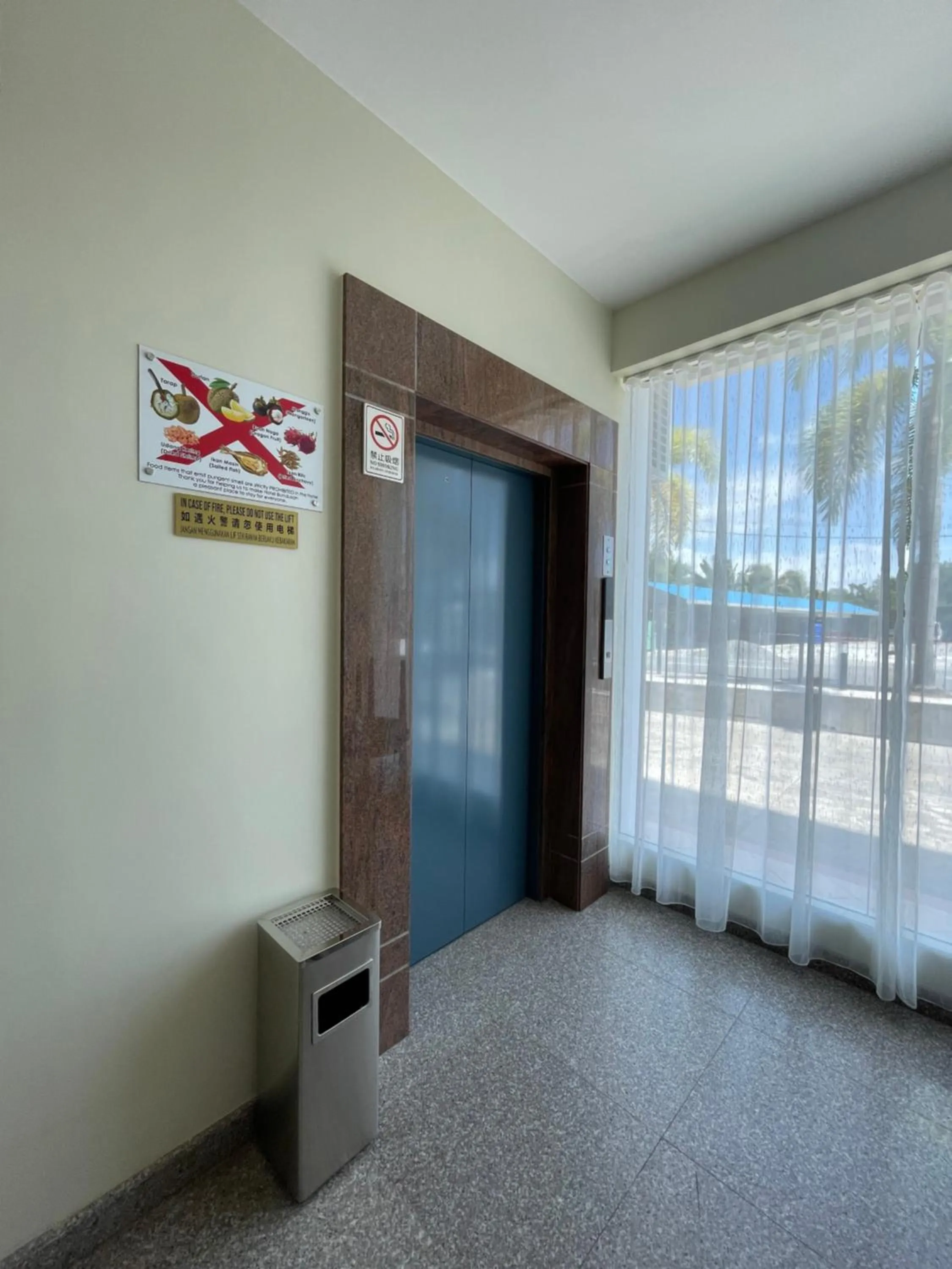 elevator in Hotel Bundusan