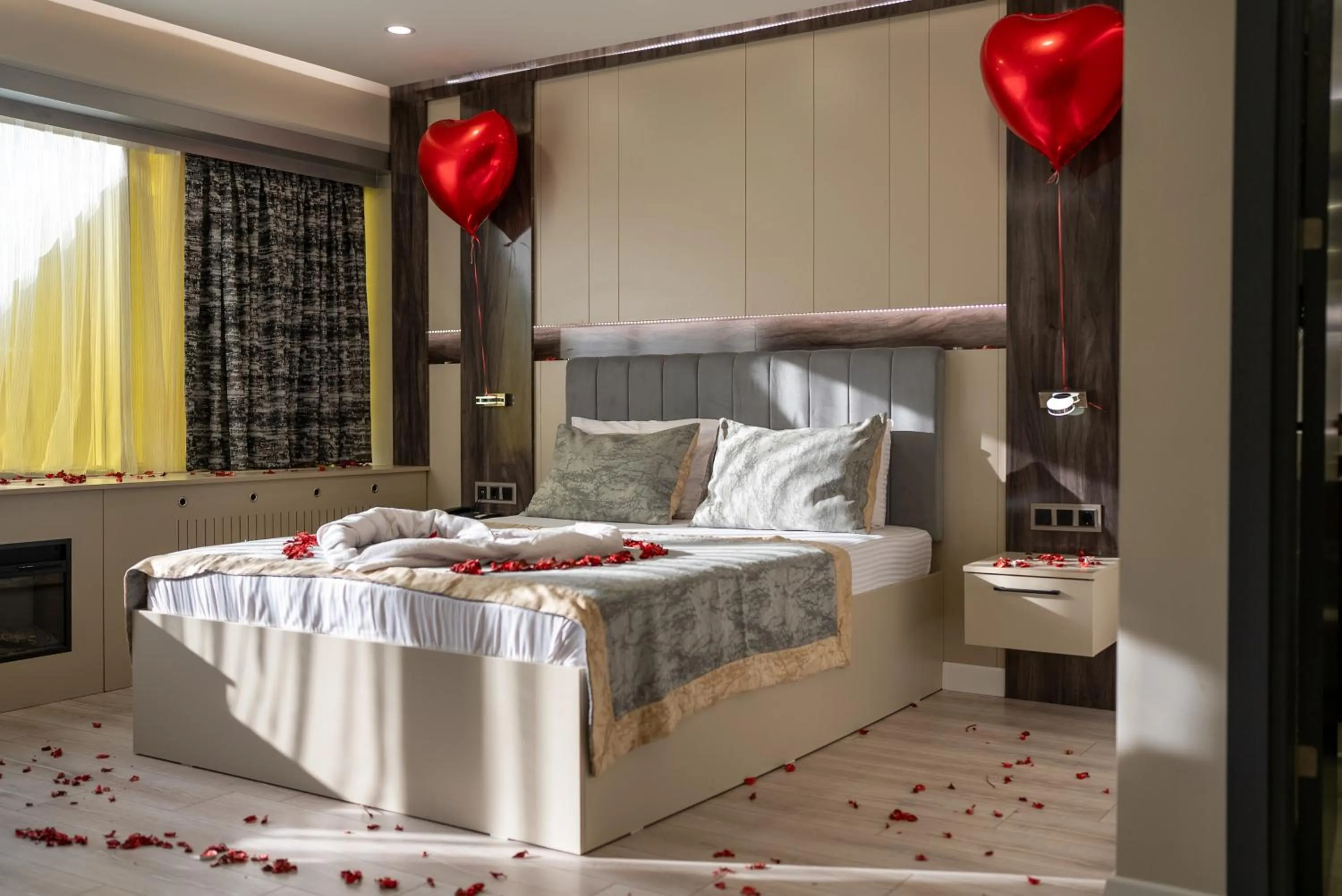 Photo of the whole room, Bed in Meros Hotel