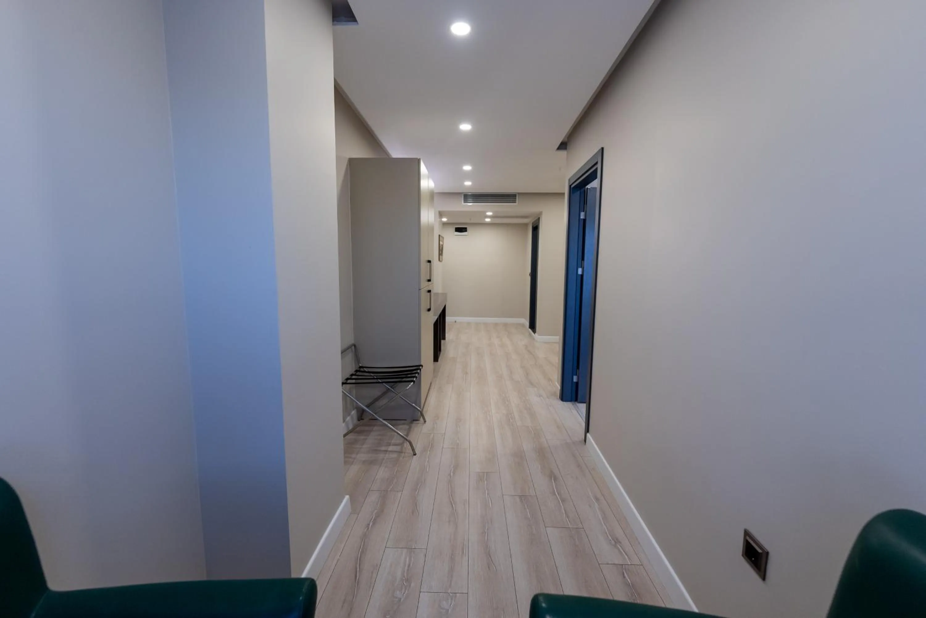 Seating area in Meros Hotel