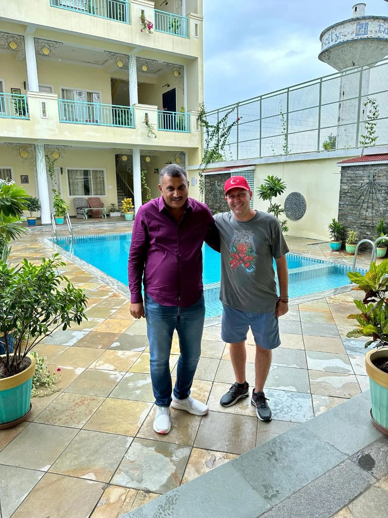 People in Dá Bungalow - A Vacation Abode