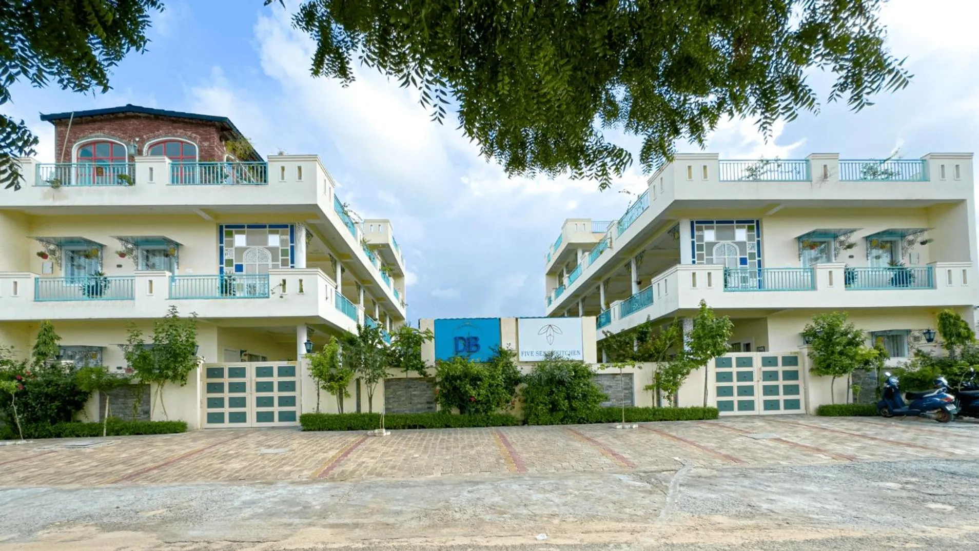 Property building in Dá Bungalow - A Vacation Abode