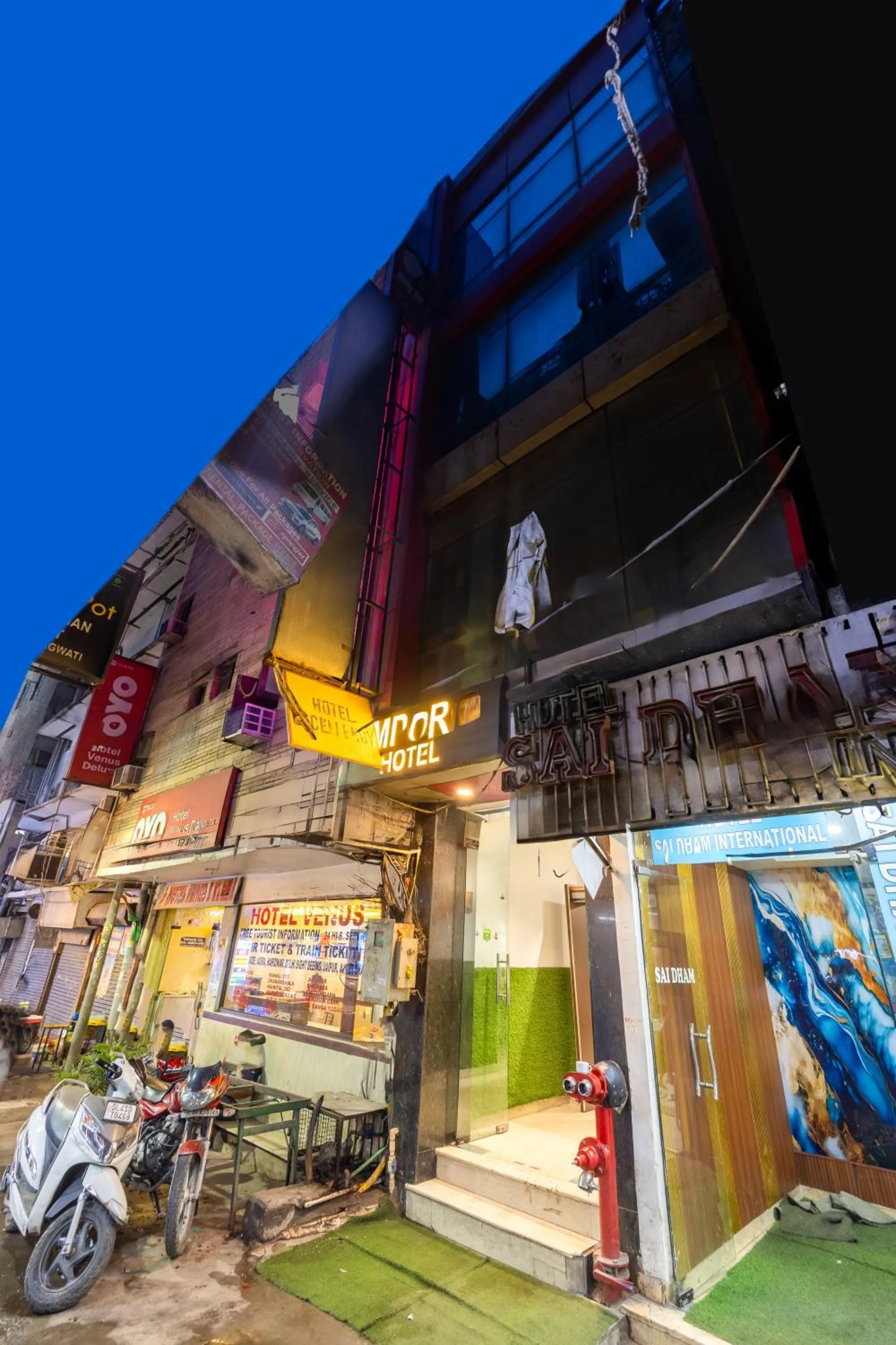 Property building in Hotel Emporio View - New Delhi Railway Station - Paharganj