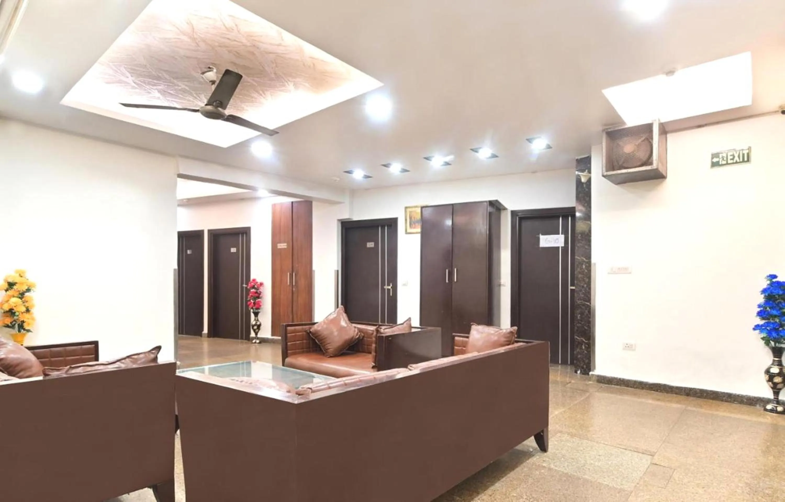 Property building in Hotel Emporio View - New Delhi Railway Station - Paharganj