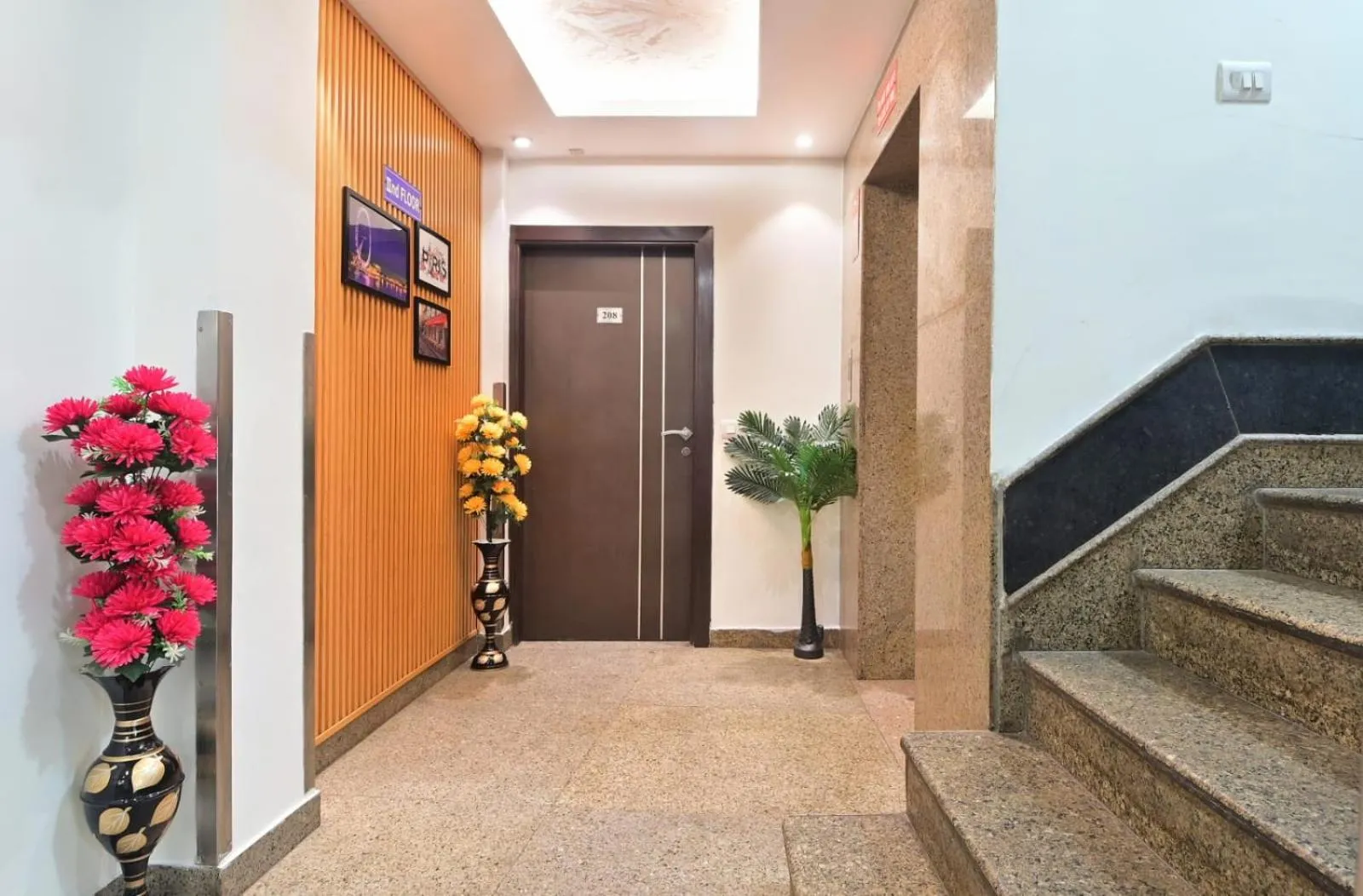 Property building in Hotel Emporio View - New Delhi Railway Station - Paharganj