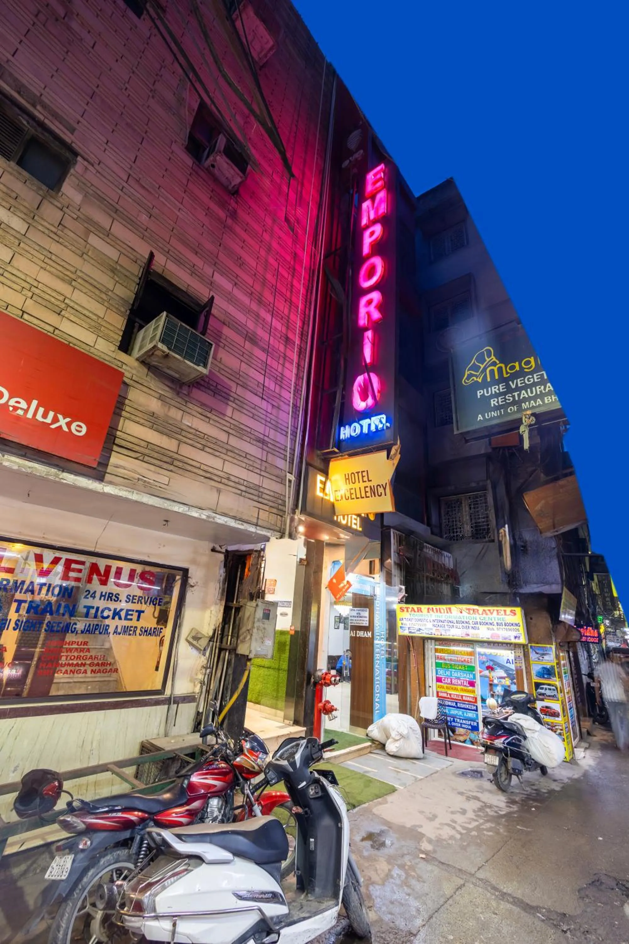 Property building in Hotel Emporio View - New Delhi Railway Station - Paharganj