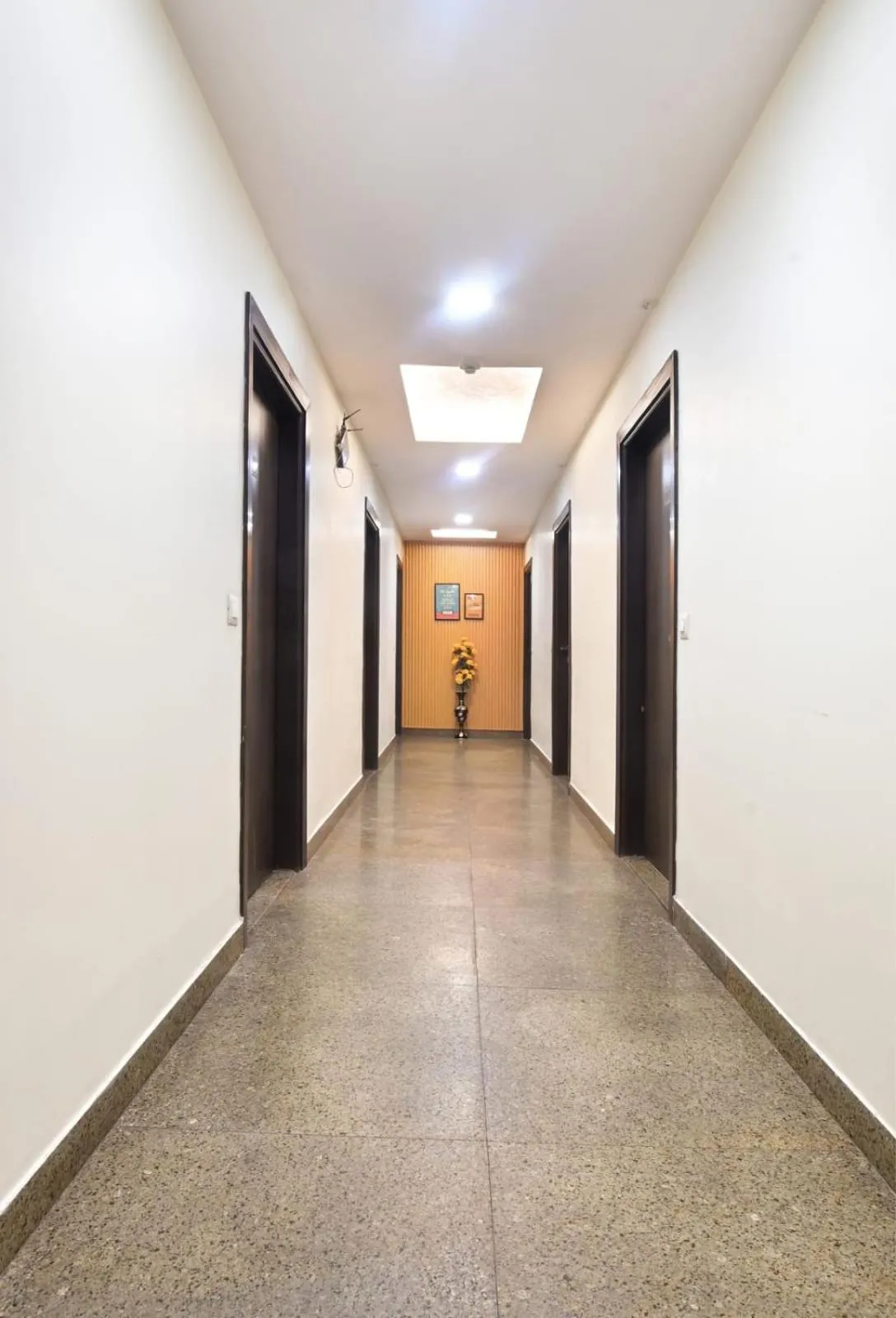 Property building in Hotel Emporio View - New Delhi Railway Station - Paharganj