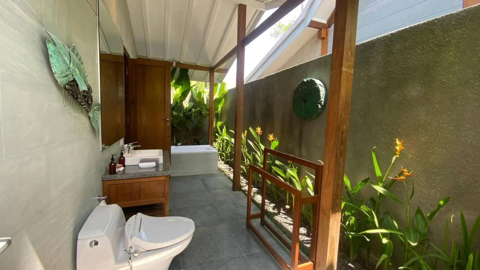 Toilet in Ubud Diary Villa