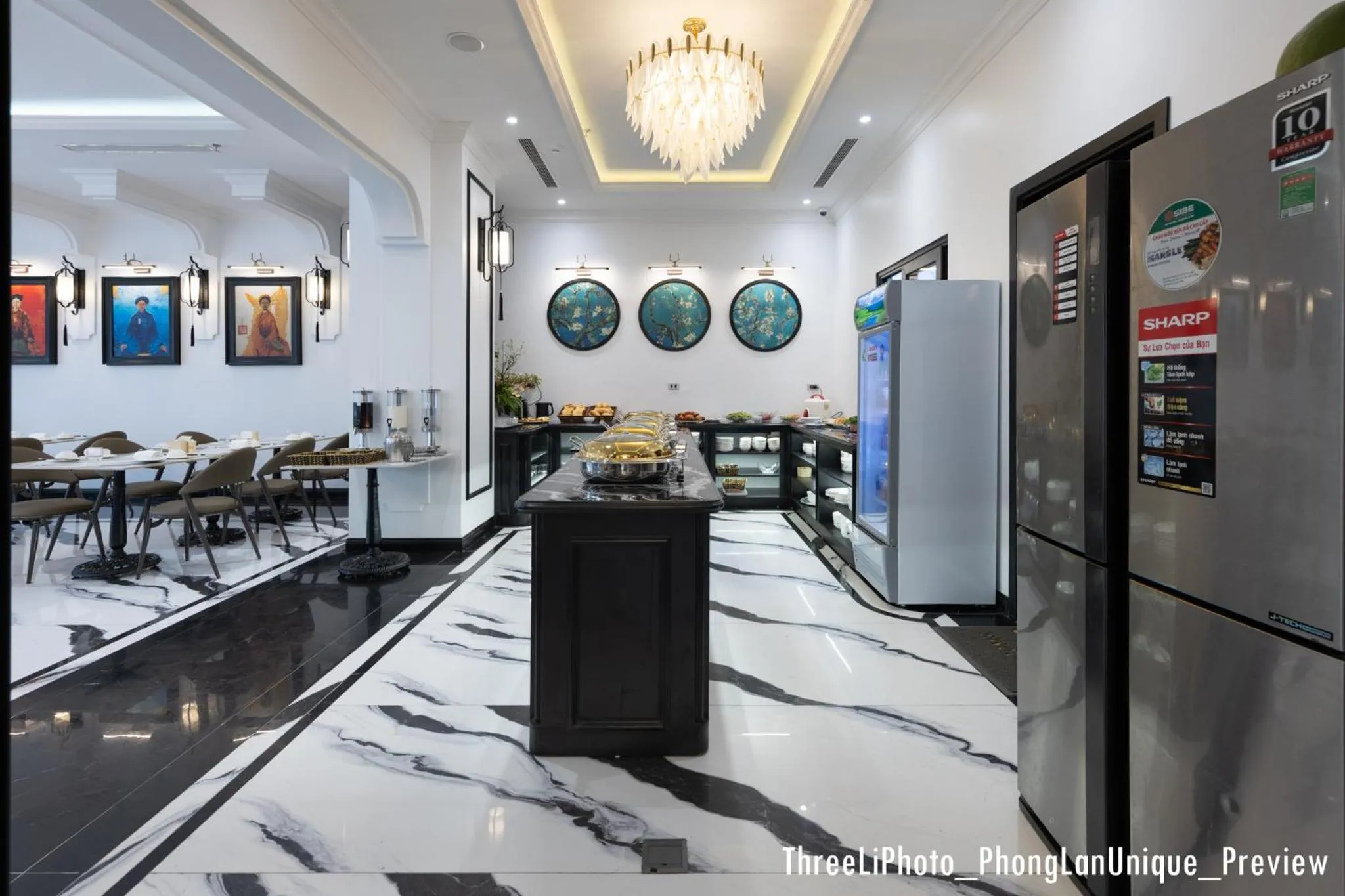 Restaurant/places to eat in Phong Lan Unique Hotel