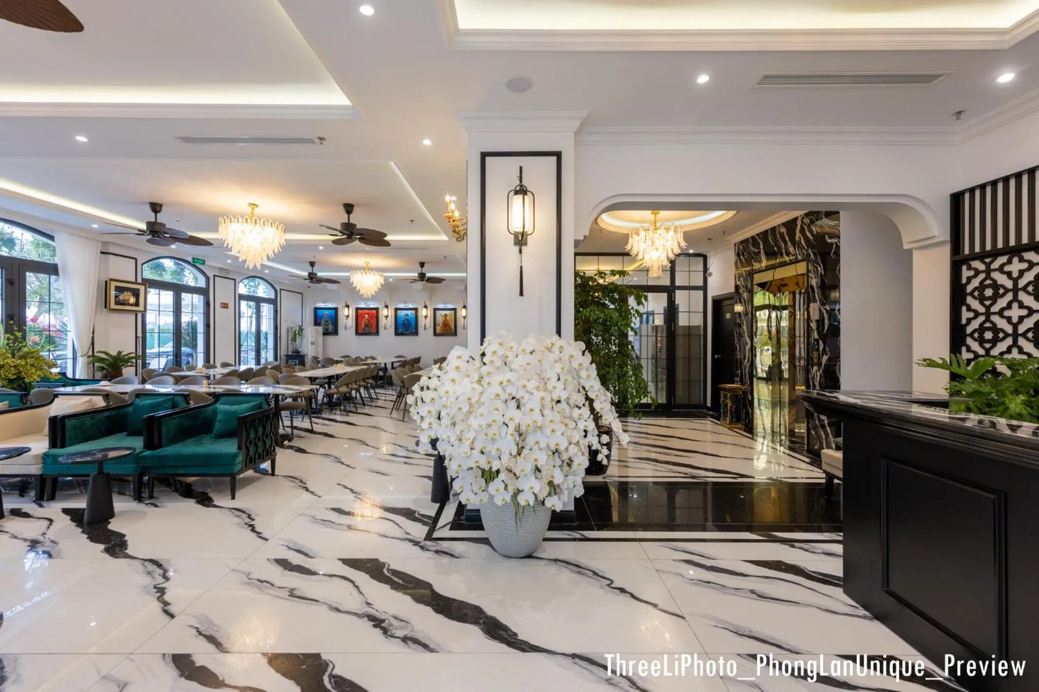 Lobby or reception in Phong Lan Unique Hotel