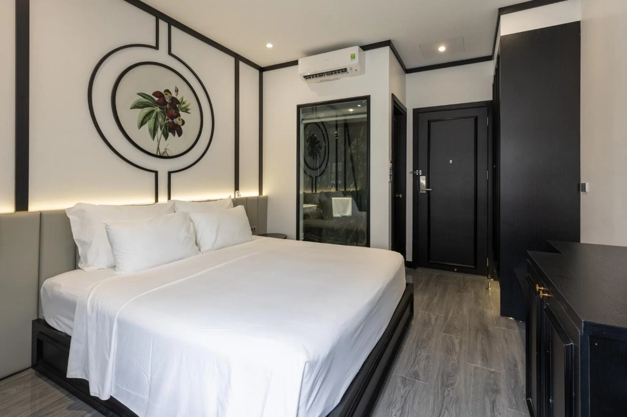 Photo of the whole room in Phong Lan Unique Hotel