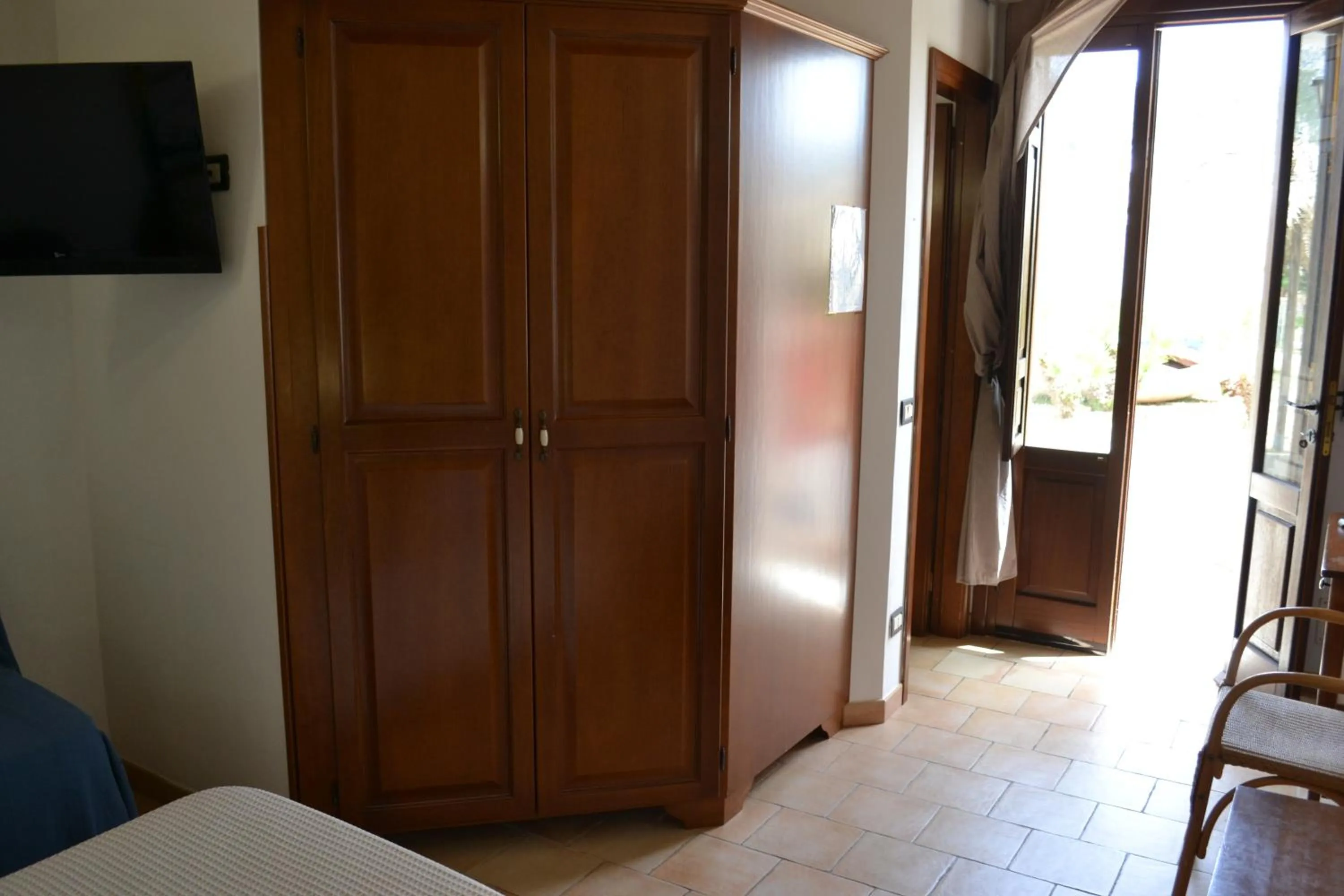 TV and multimedia, Bed in HOTEL Cala Buguto