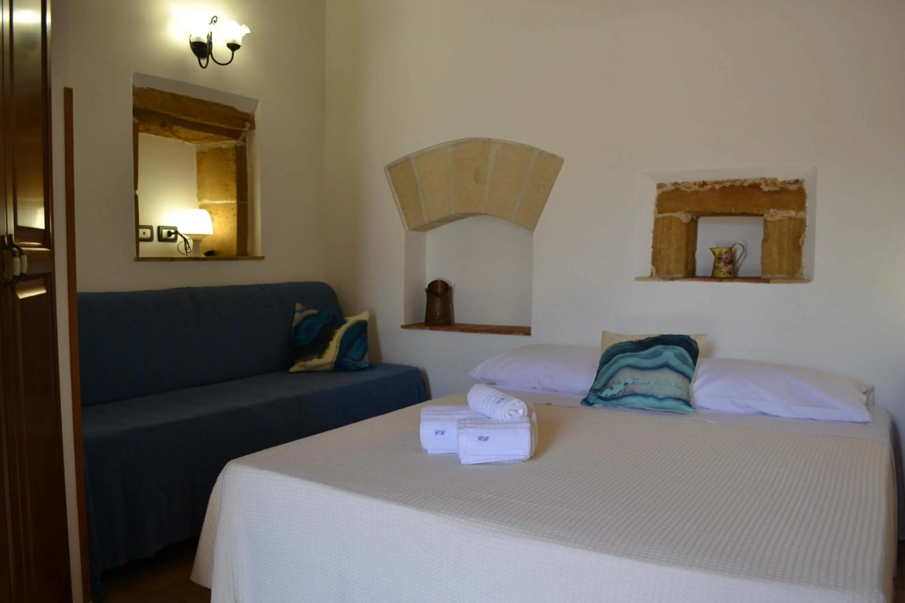 Bed in HOTEL Cala Buguto