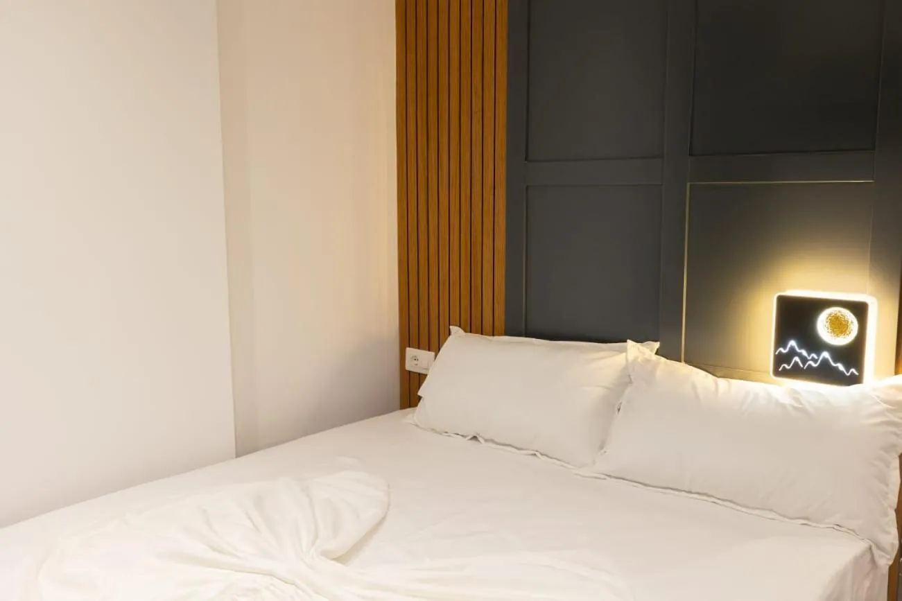 Photo of the whole room in Aglon Twin's Hotel