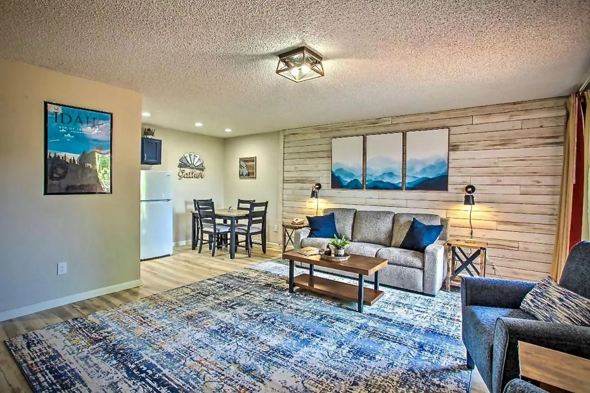 Living room in Stoneridge Resort