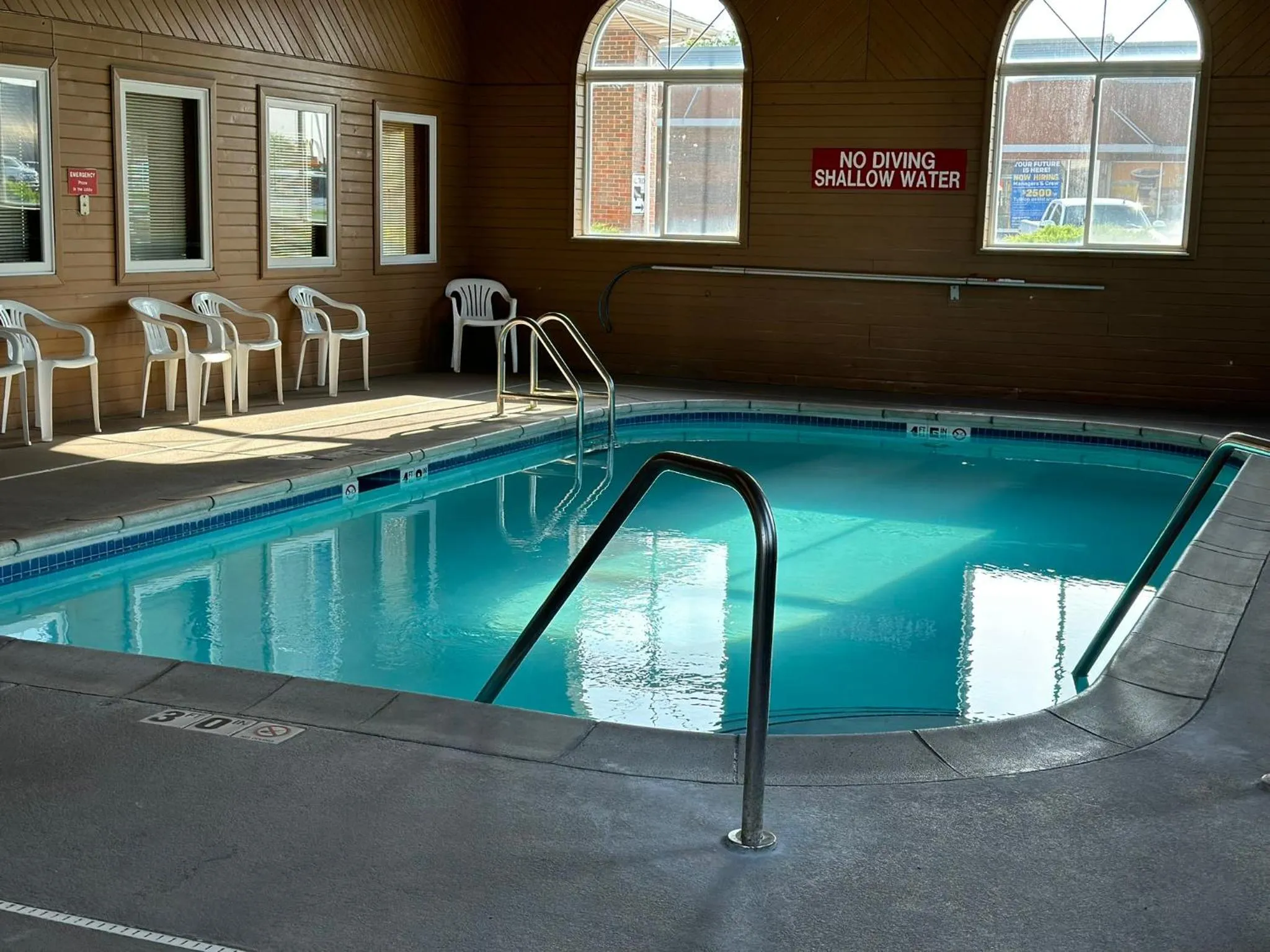  in Econo Lodge El Paso