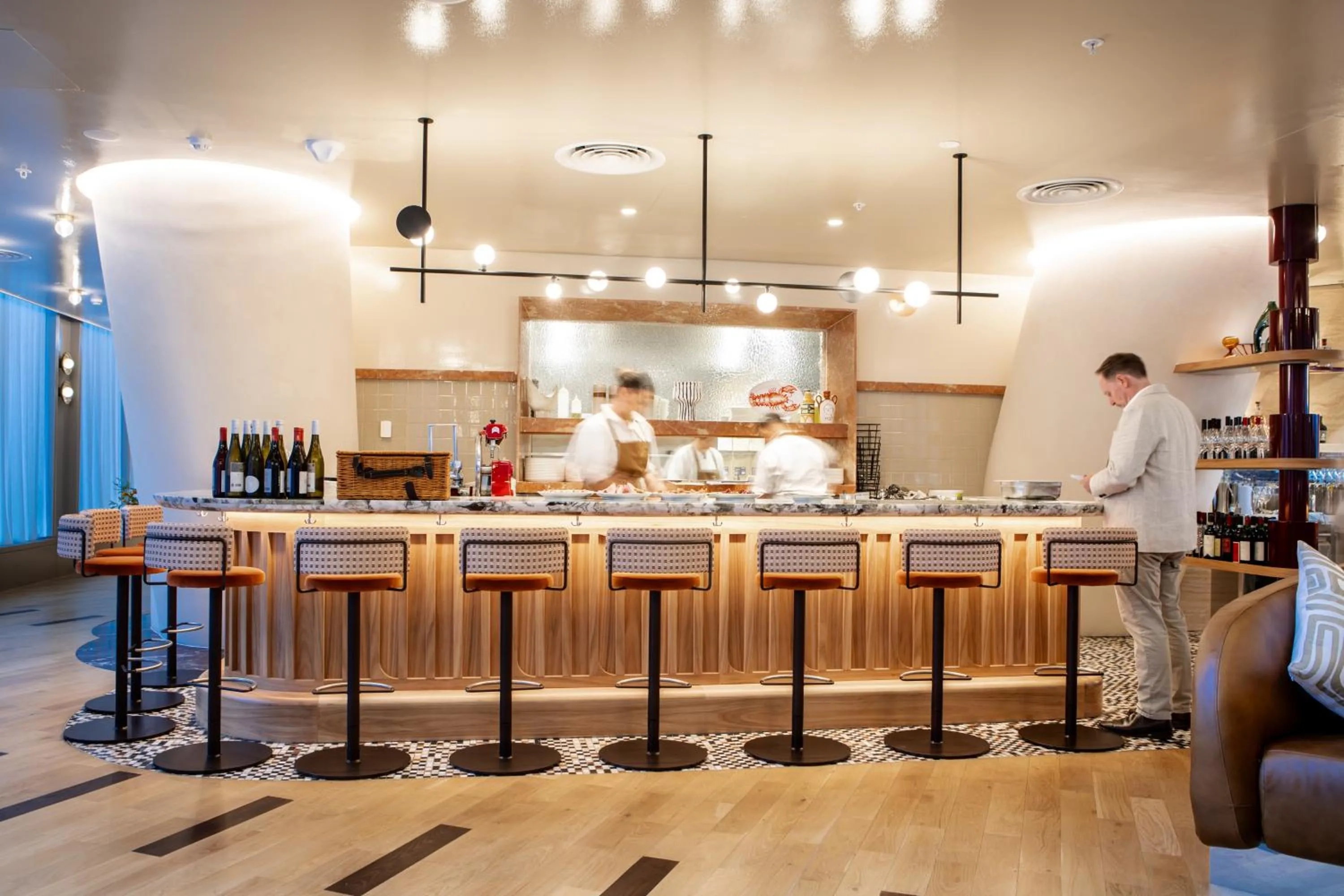 Restaurant/places to eat in Citadines Walker North Sydney