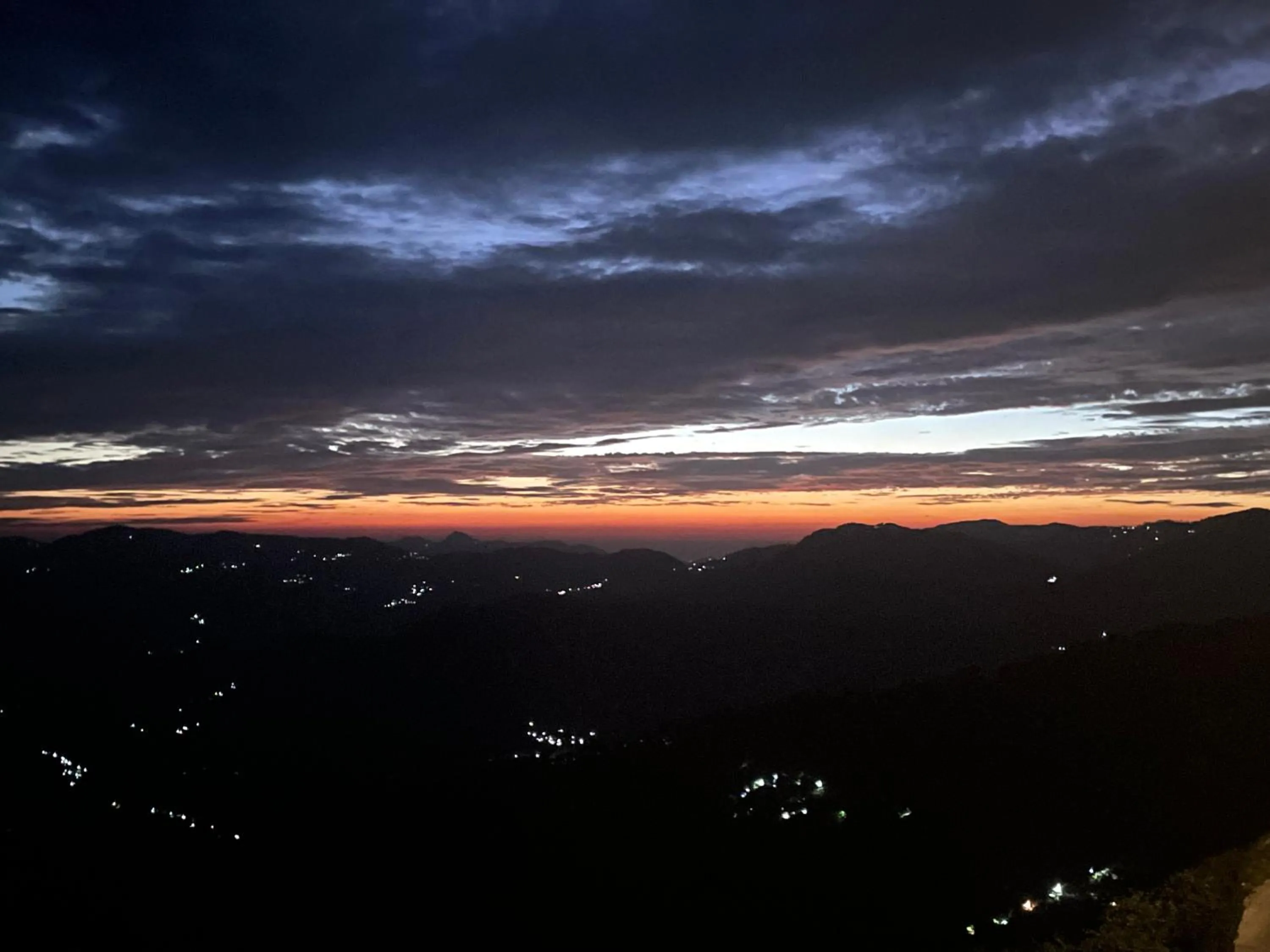 Sunset in Onehouse Resort Lansdowne