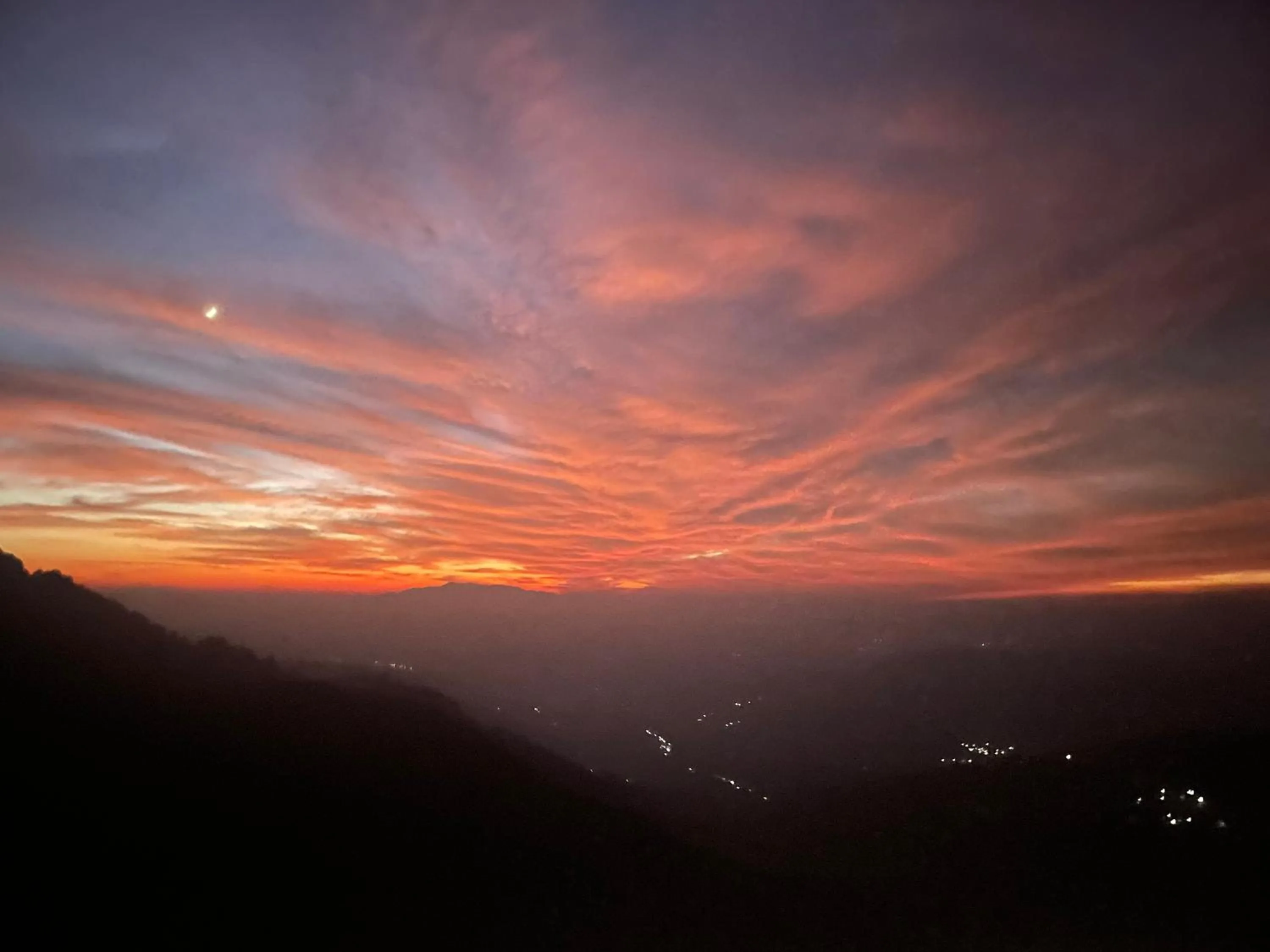 Sunset in Onehouse Resort Lansdowne