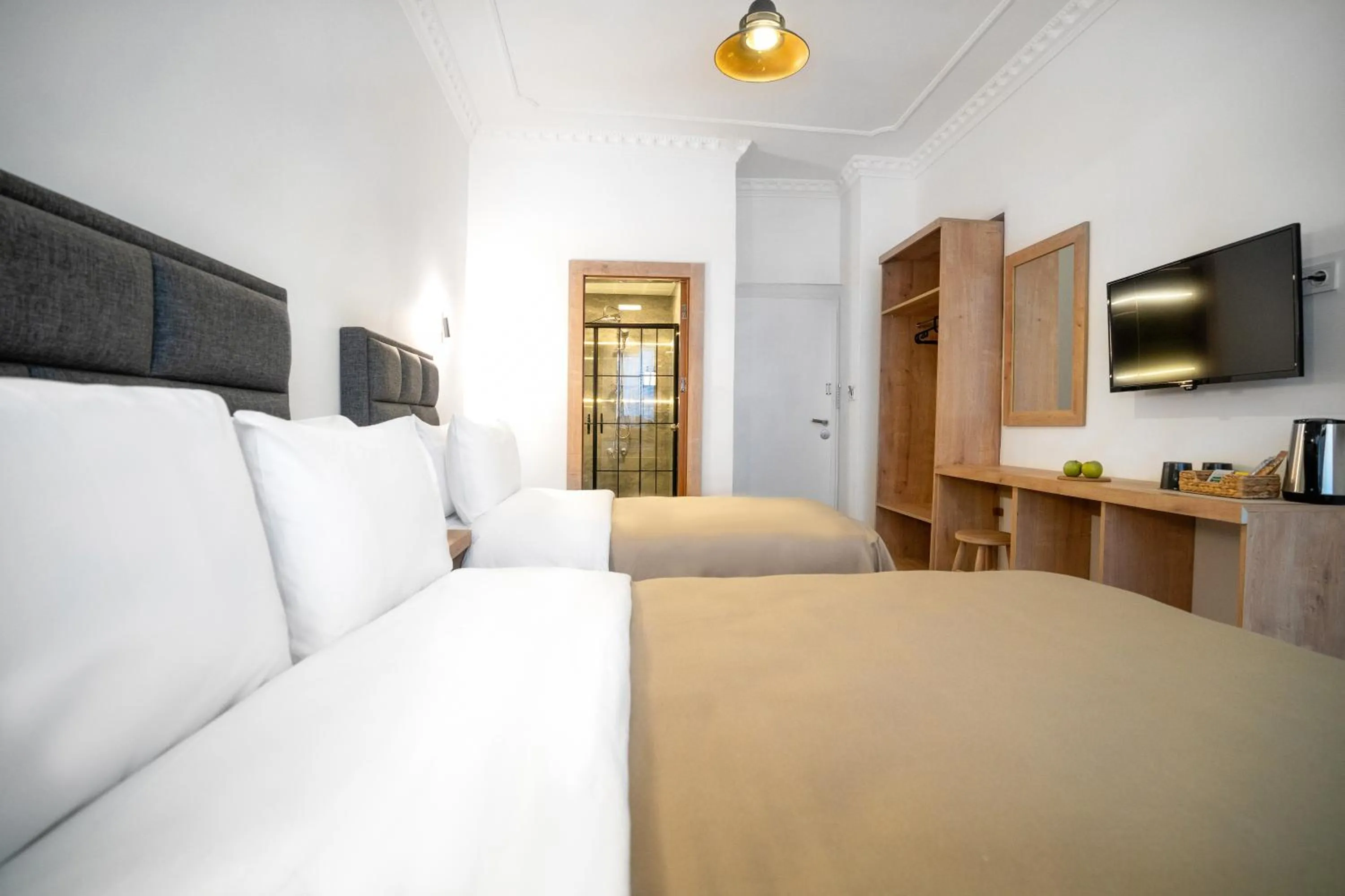 Photo of the whole room, Bed in Antalya D&D Garden