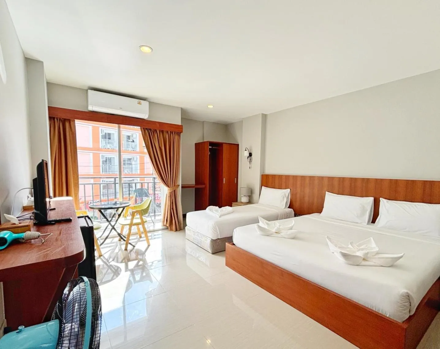 Bed in The Brown Boutique Patong