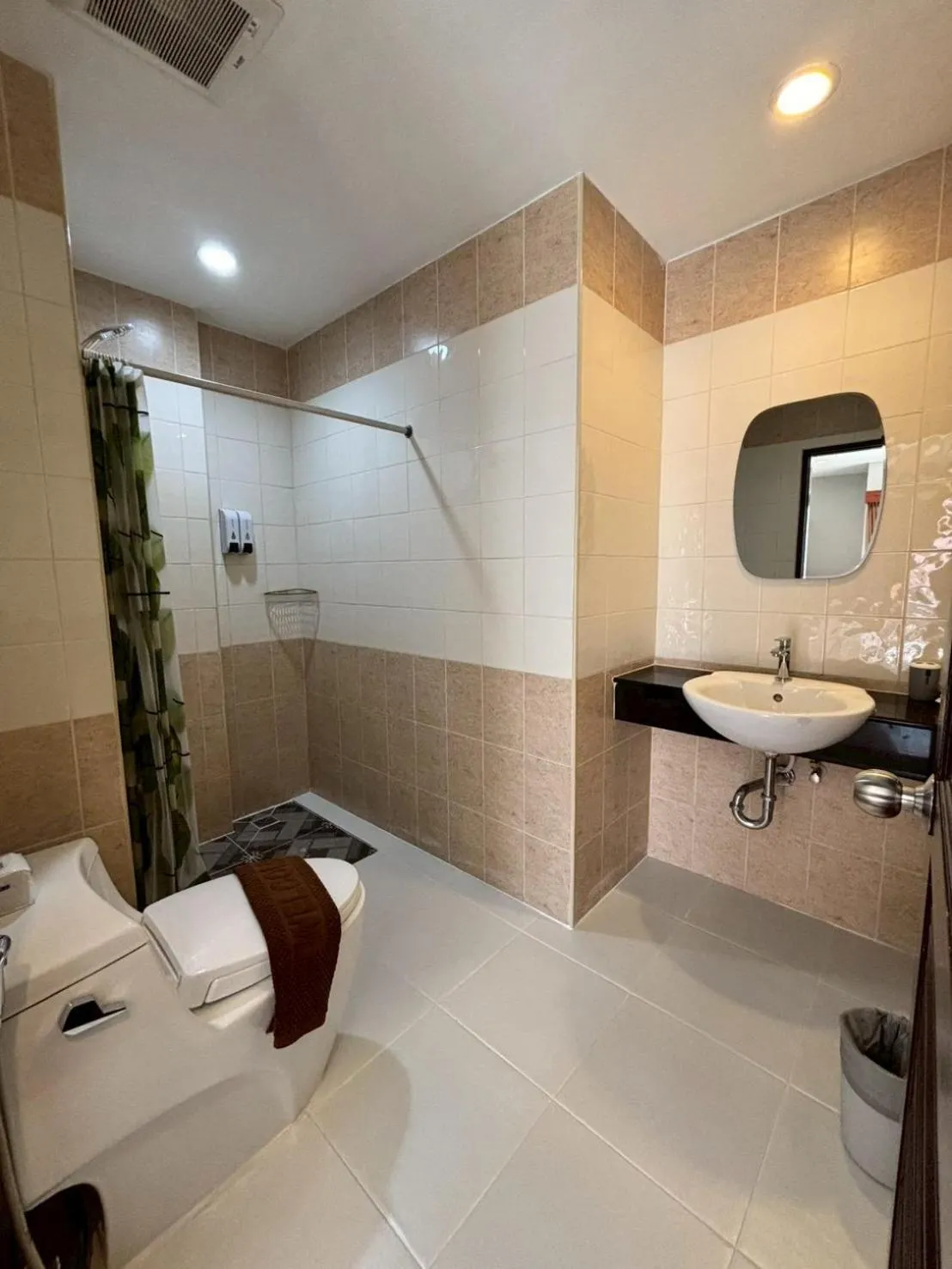 Bathroom in The Brown Boutique Patong