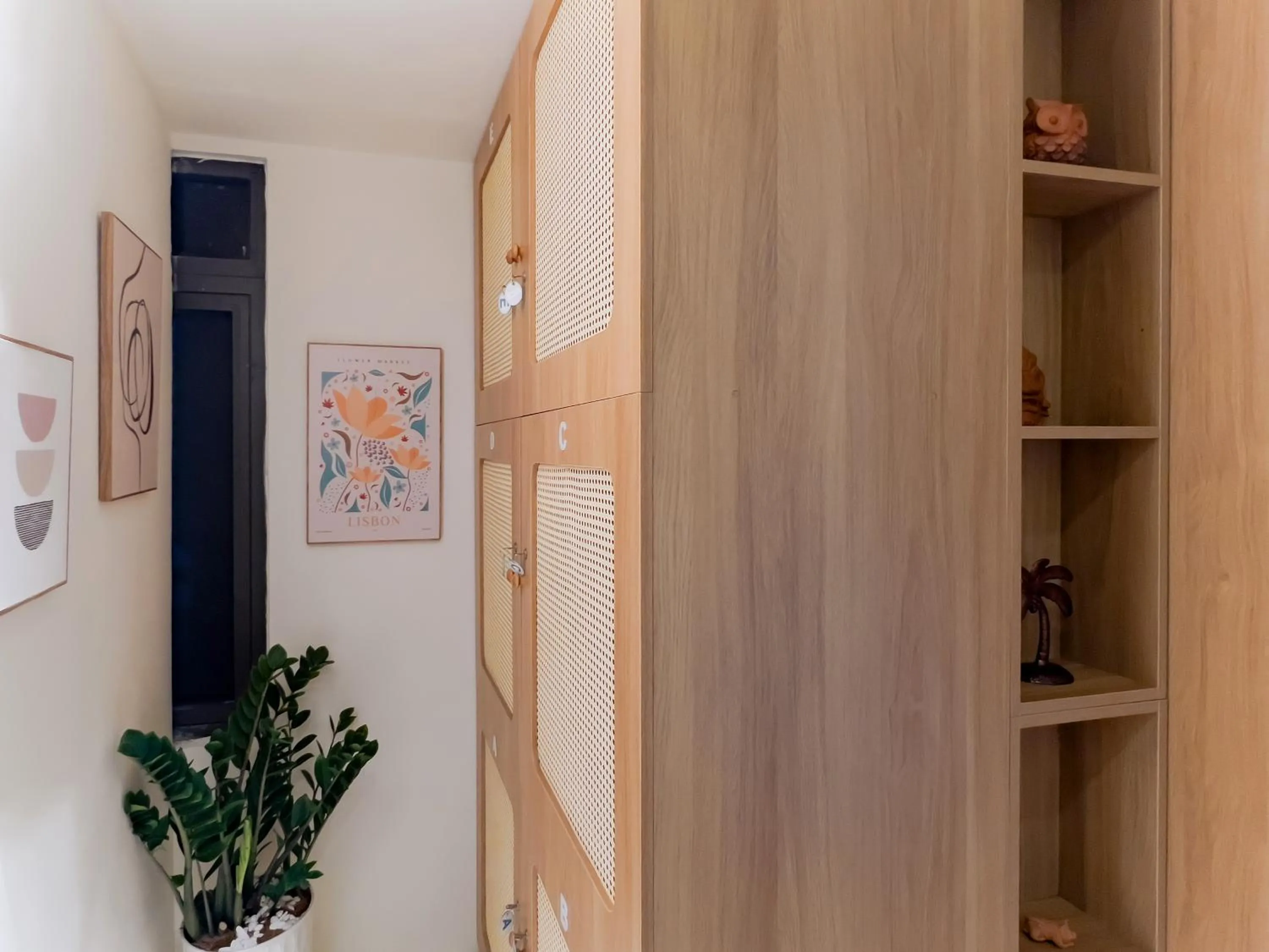 locker in The Backpacker Hostel and spa