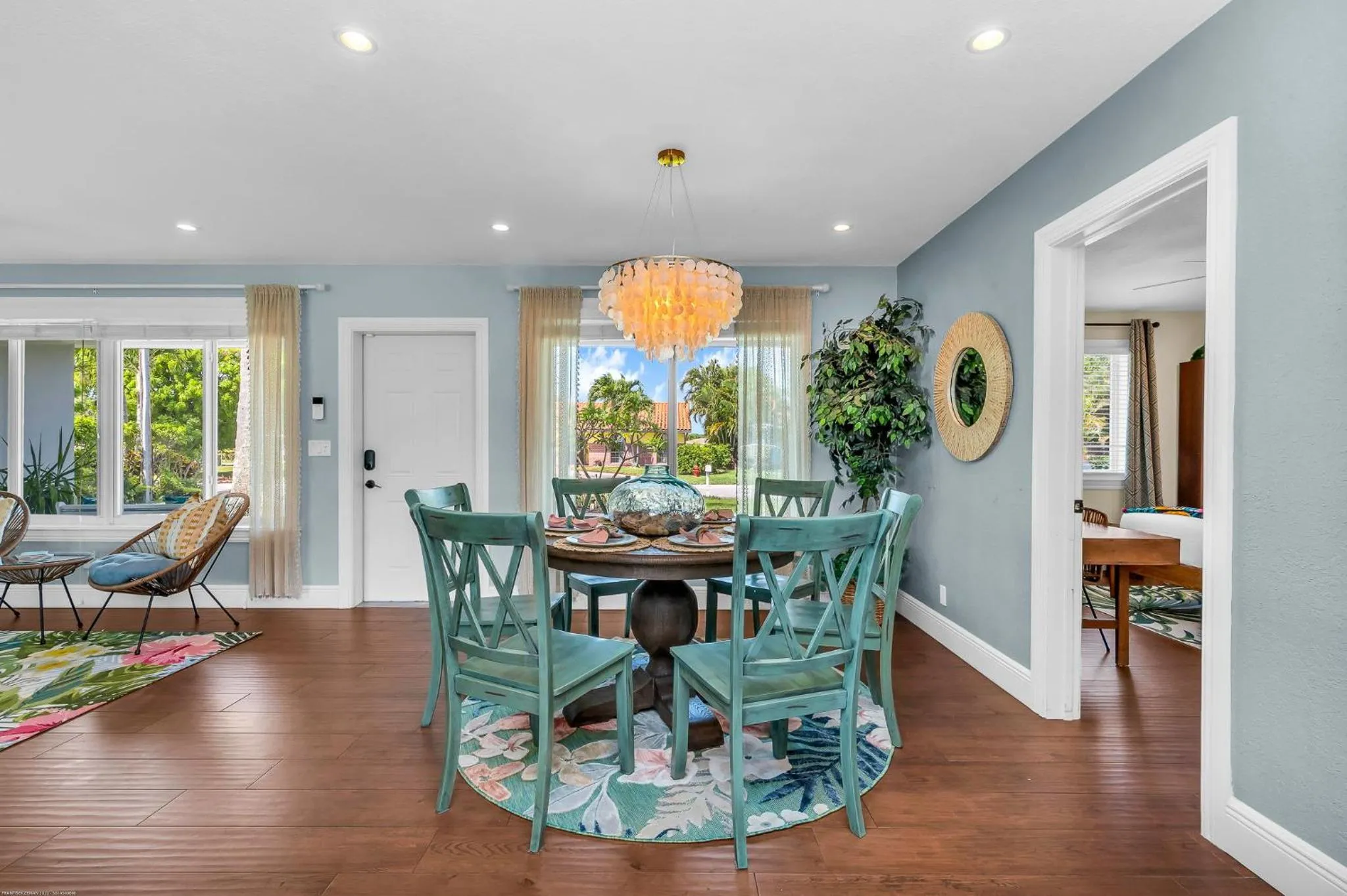 Vibrant Pool Home! Kayak, Firepit & Playground!