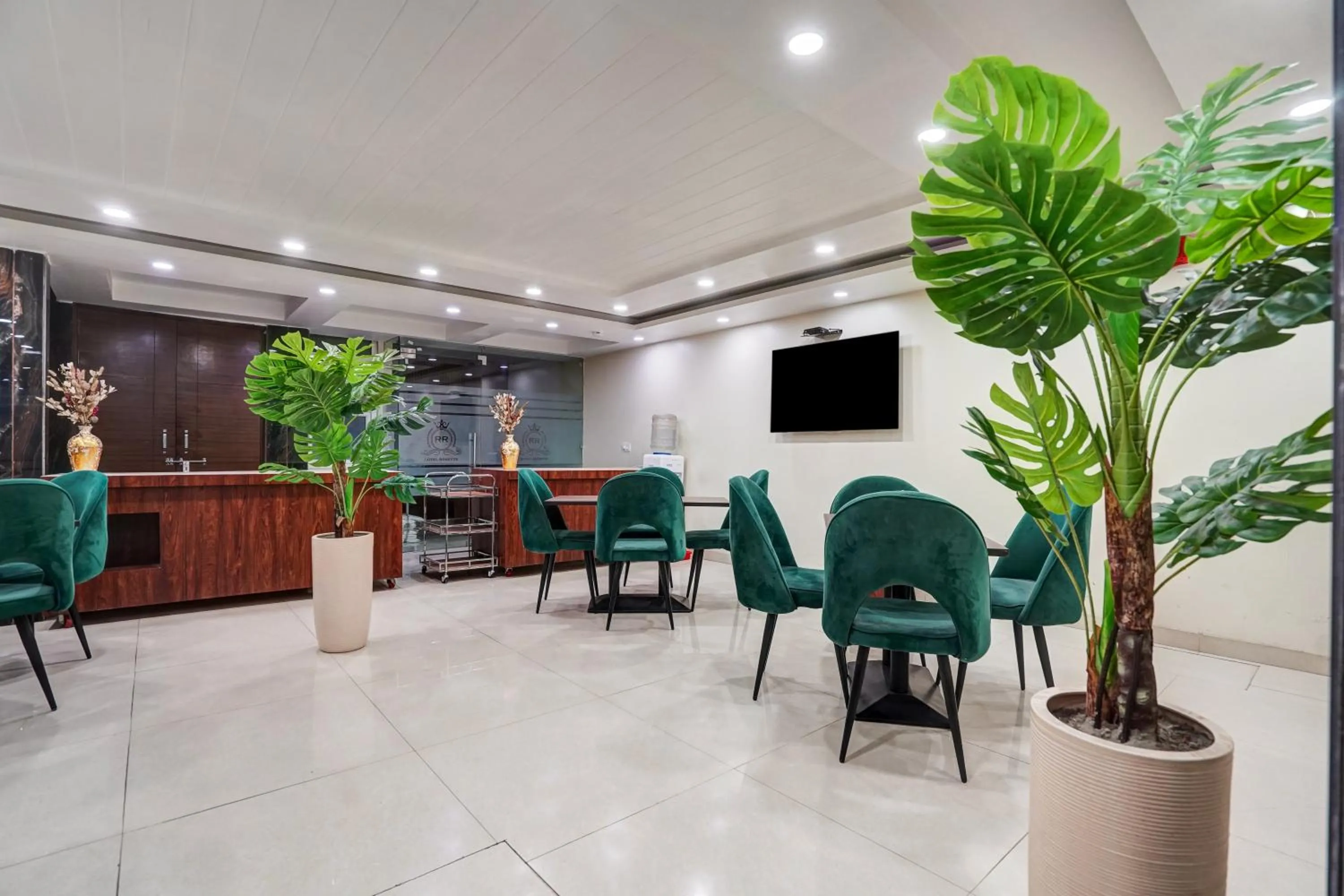 Restaurant/places to eat in Hotel Royal Rosette Near New Delhi Railway Station - Connaught Place and VFS