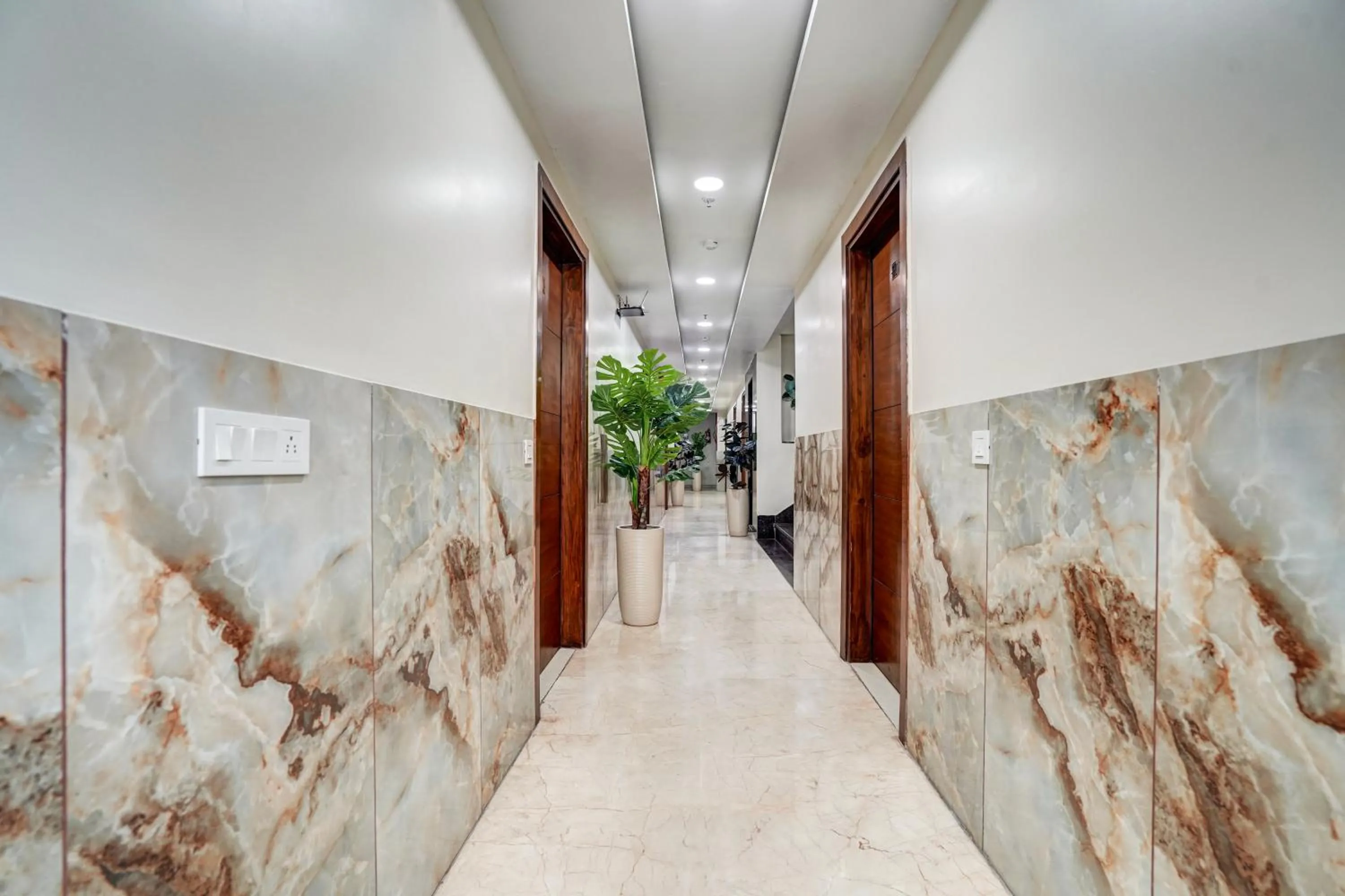 Property building in Hotel Royal Rosette Near New Delhi Railway Station - Connaught Place and VFS