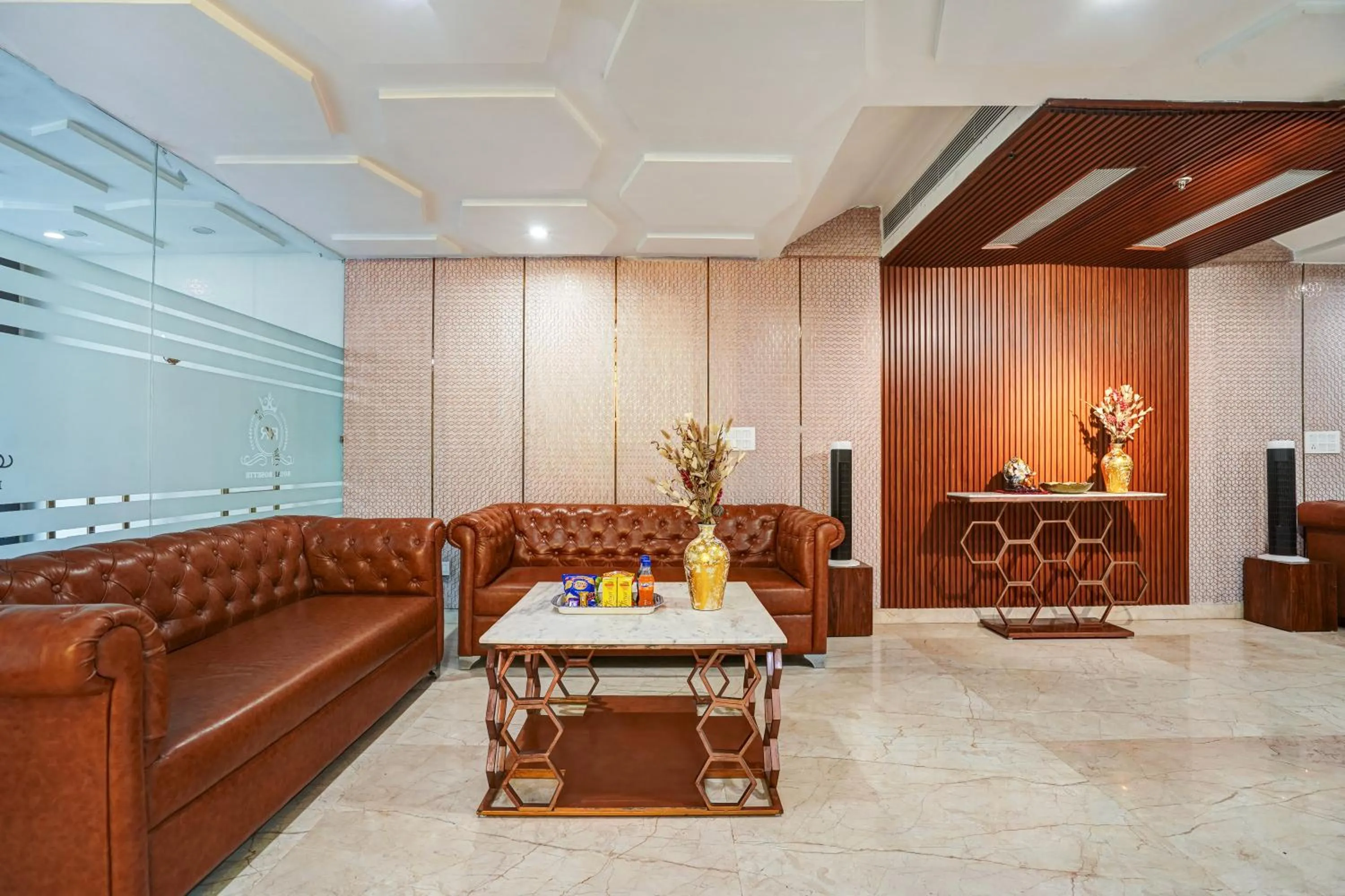 Seating area in Hotel Royal Rosette Near New Delhi Railway Station - Connaught Place and VFS