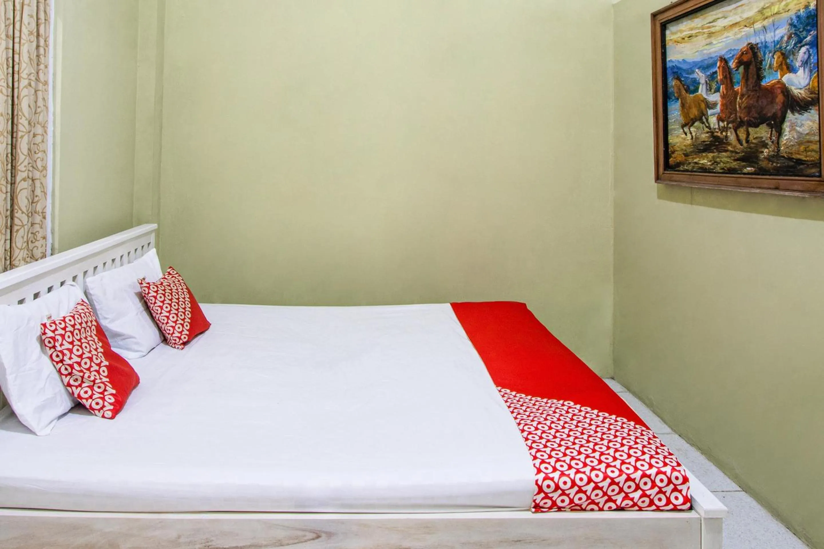 Bedroom, Bed in Hotel O Onong's Homestay Near Dodikjur Rindam XIII/Merdeka