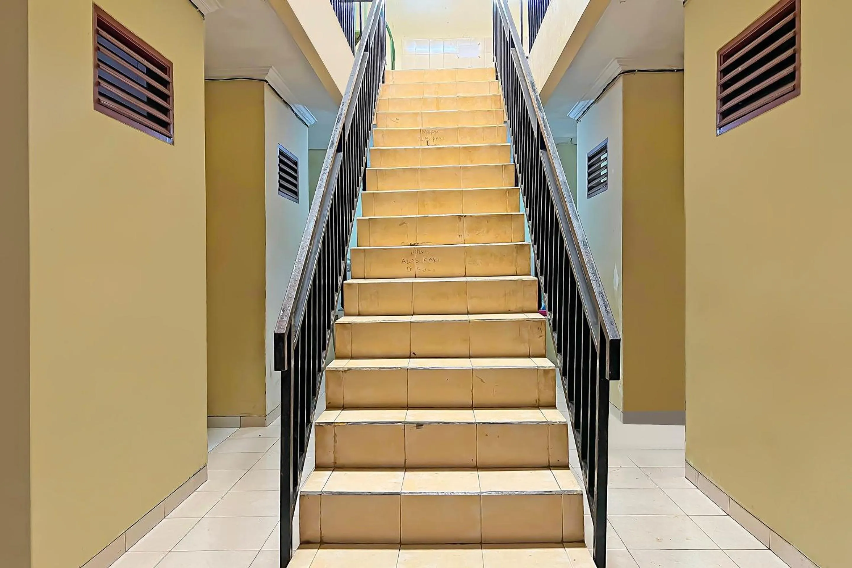 Lobby or reception in Hotel O Oma Homestay