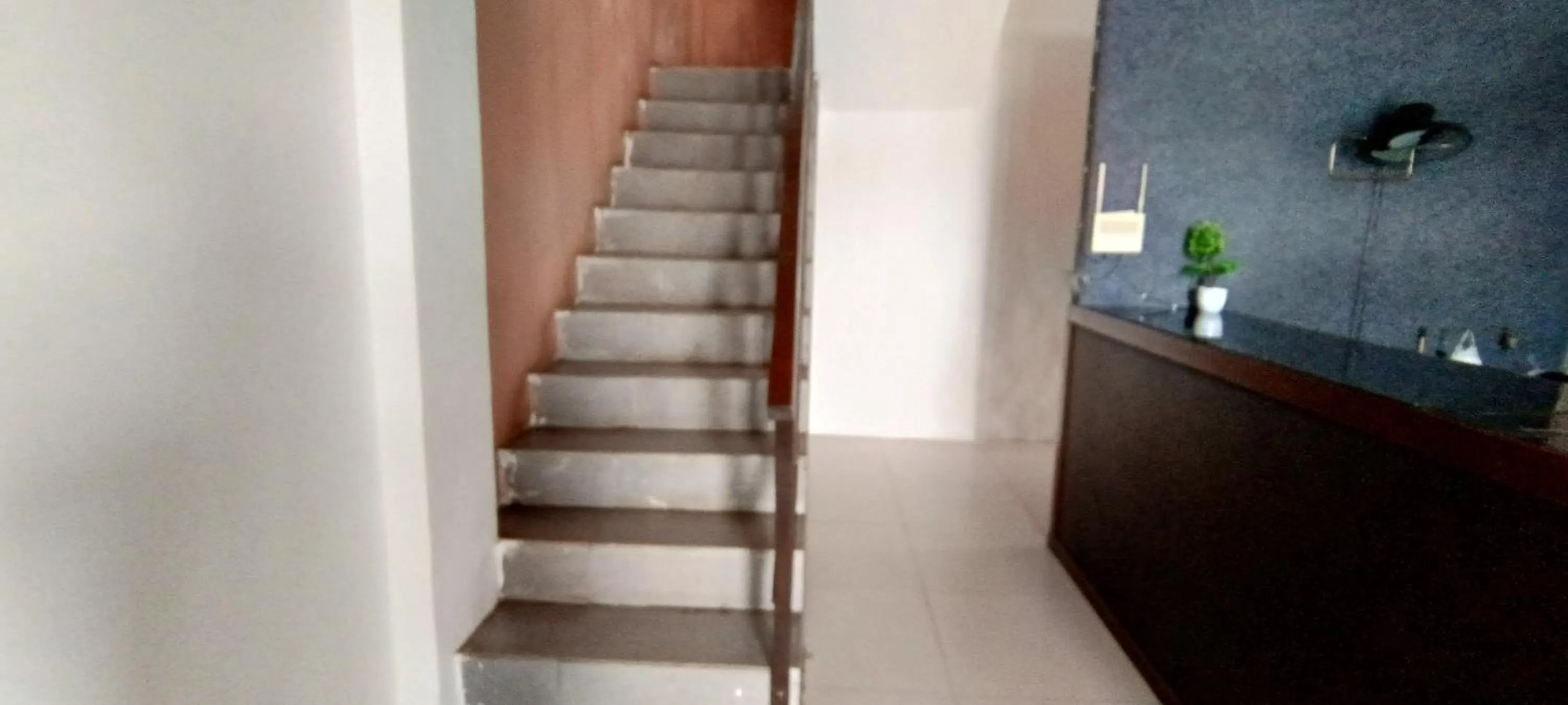 Lobby or reception in Hotel O Wisma Deli Syariah Near RSUD Nene Mallomo Sidenreng Rappang