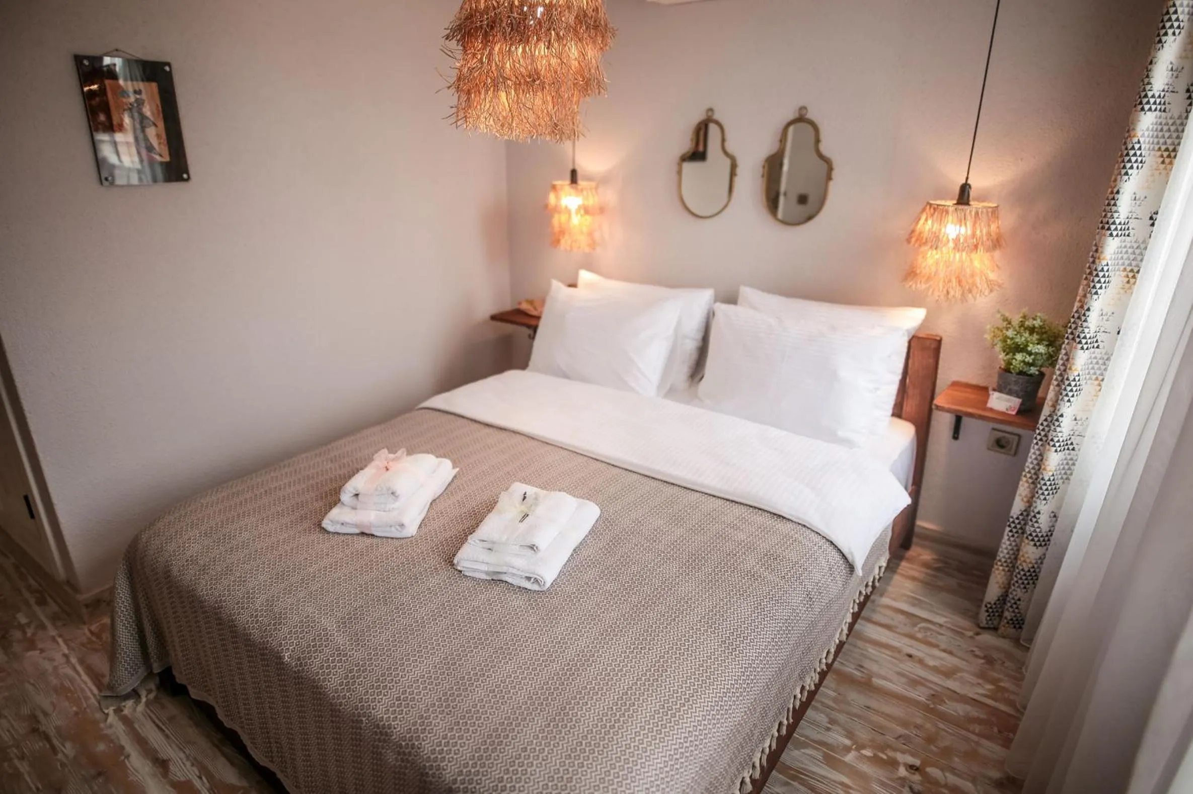 Bed in Ayvalık Palacitta Guesthouse