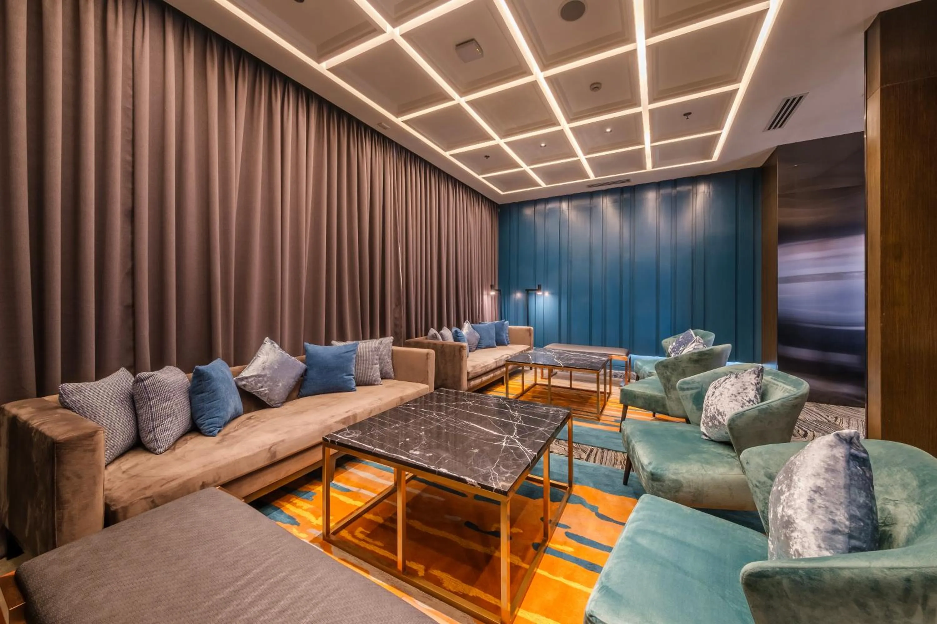 Property building in Seda Manila Bay