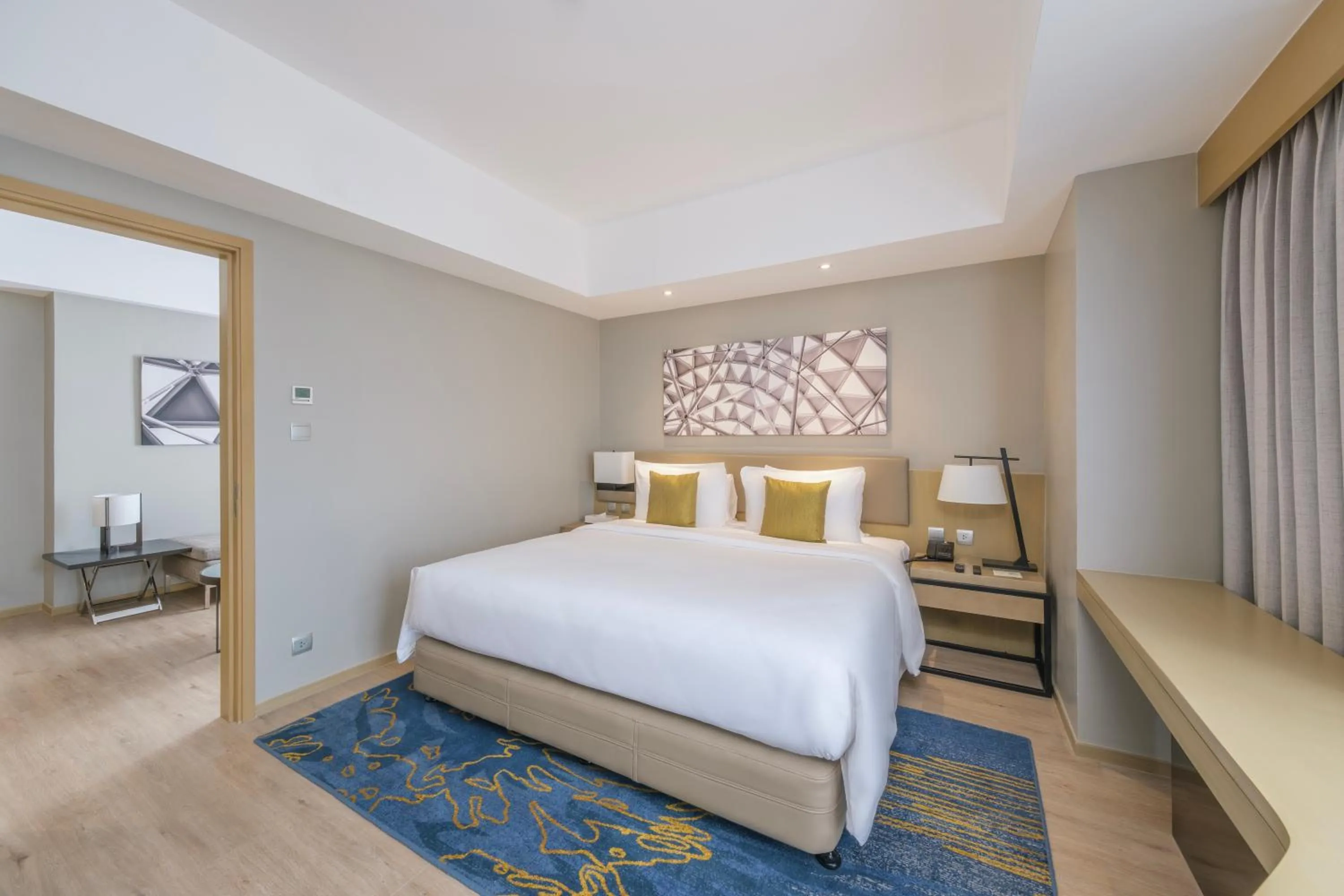 Bedroom, Bed in Seda Manila Bay