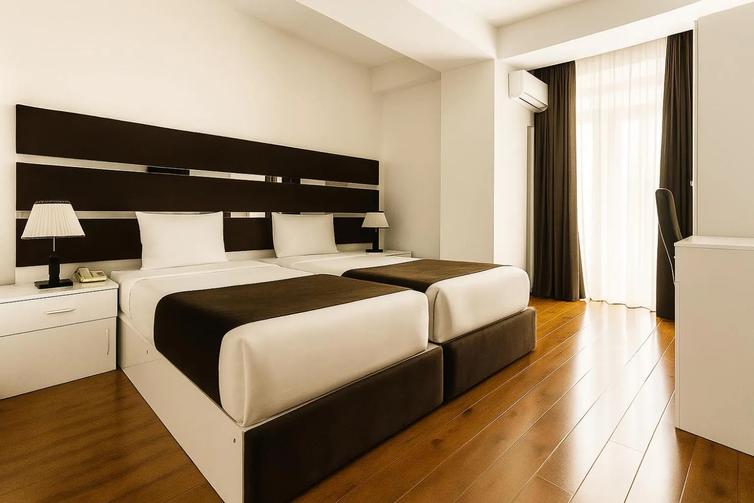 Bedroom, Bed in Hotel Grand Palace