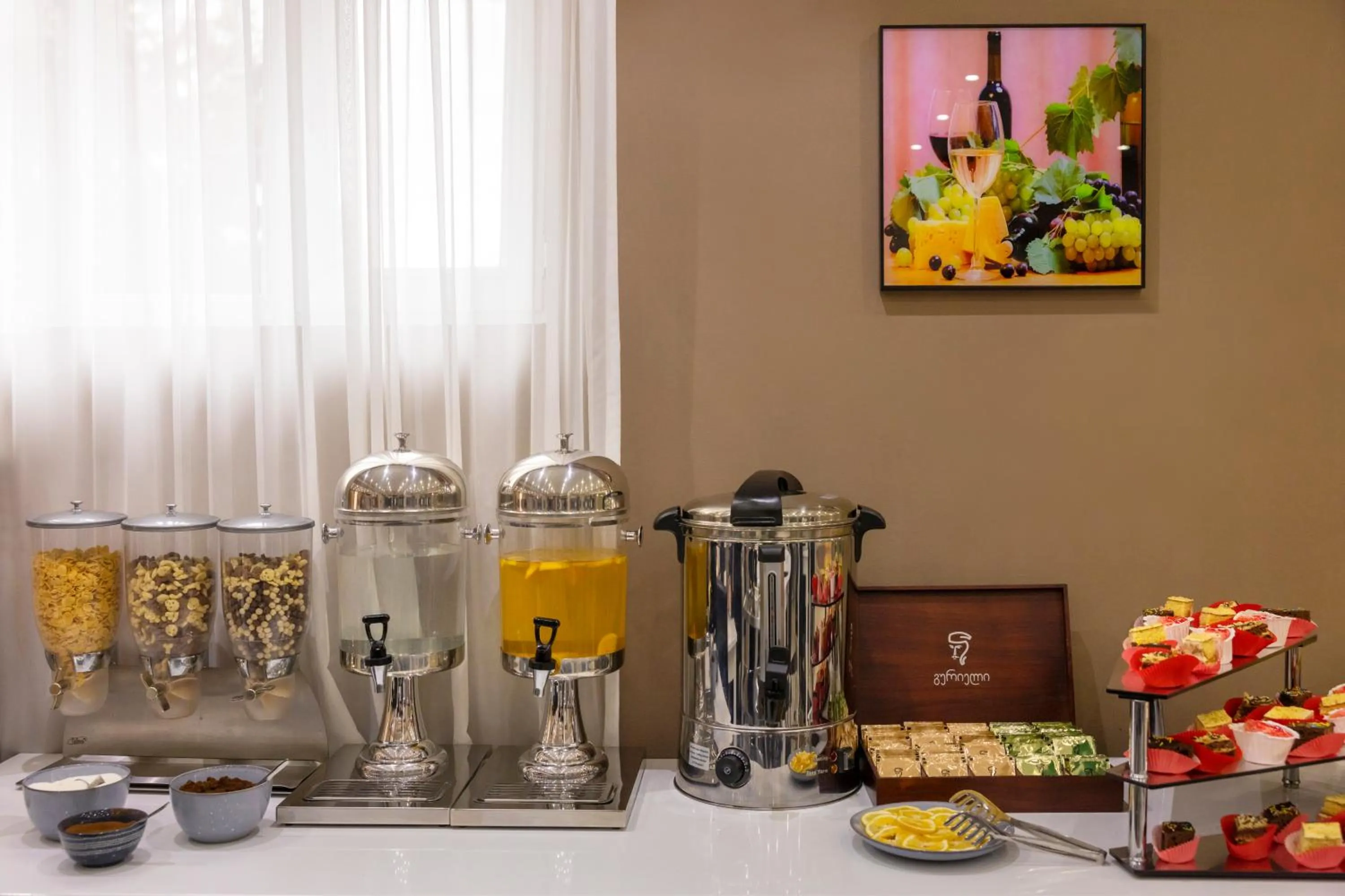 Coffee/tea facilities in Hotel Grand Palace