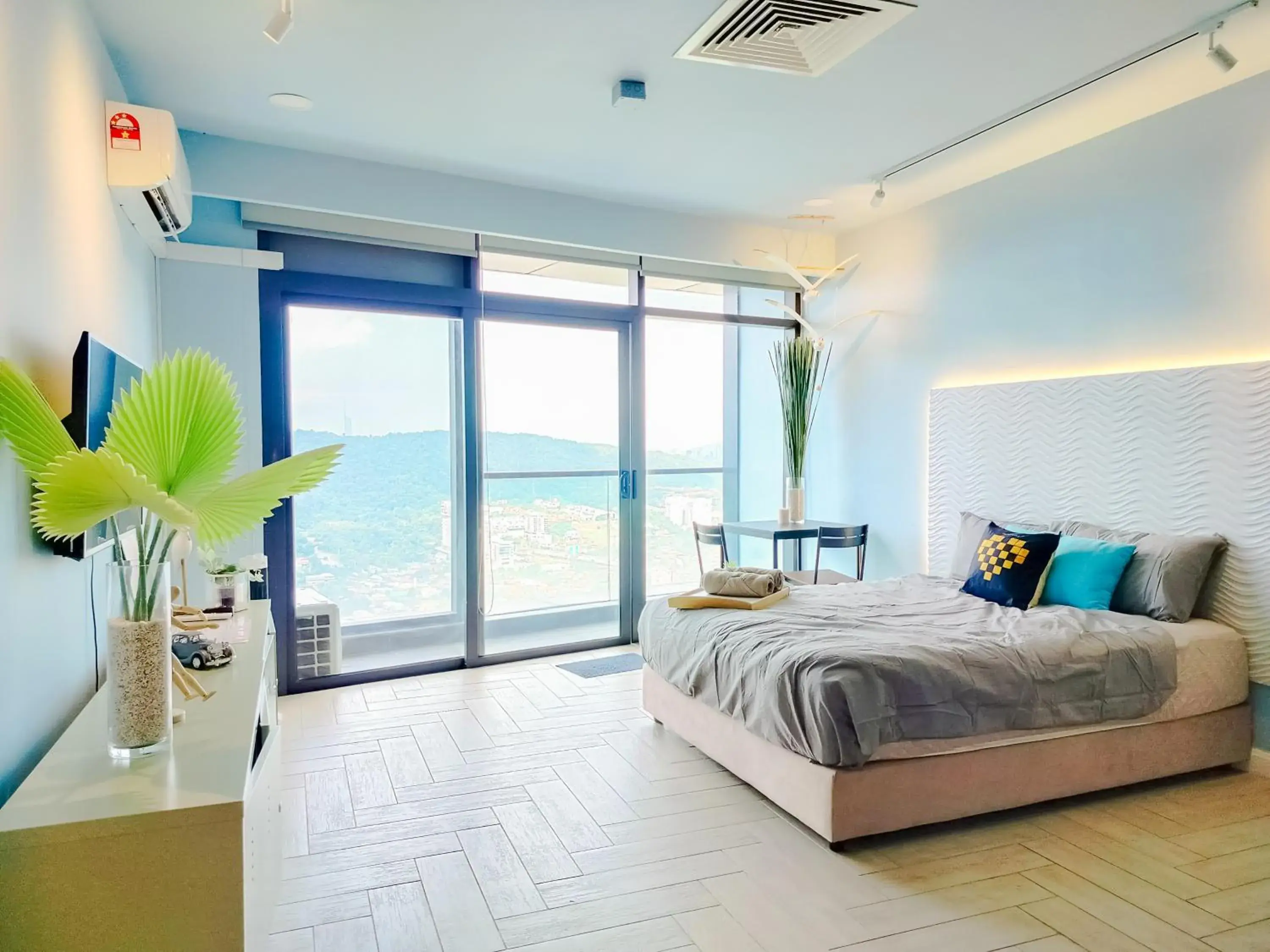 Studio in Empire City PJ Studio Suites by Manhattan Group Studio in Empire City PJ Studio Suites by Manhattan Group