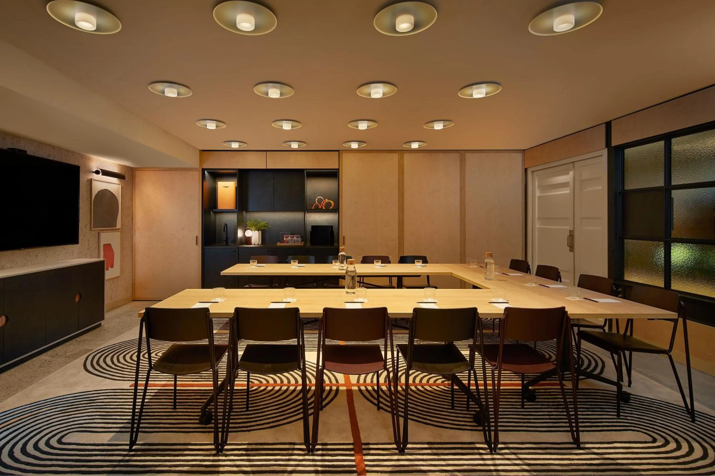 Meeting/conference room in Moxy Sydney Airport