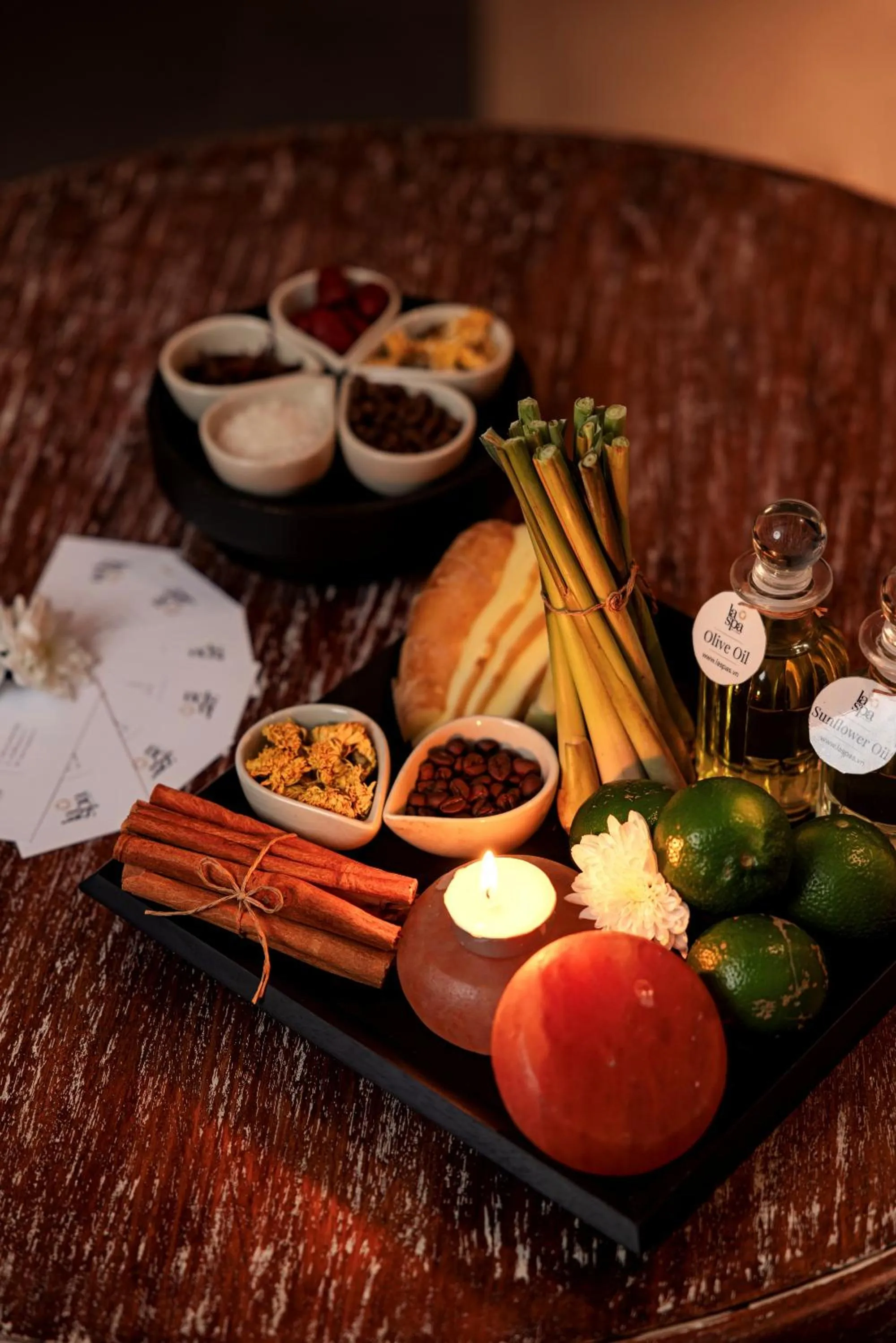 Food and drinks in La Siesta Classic Hang Thung