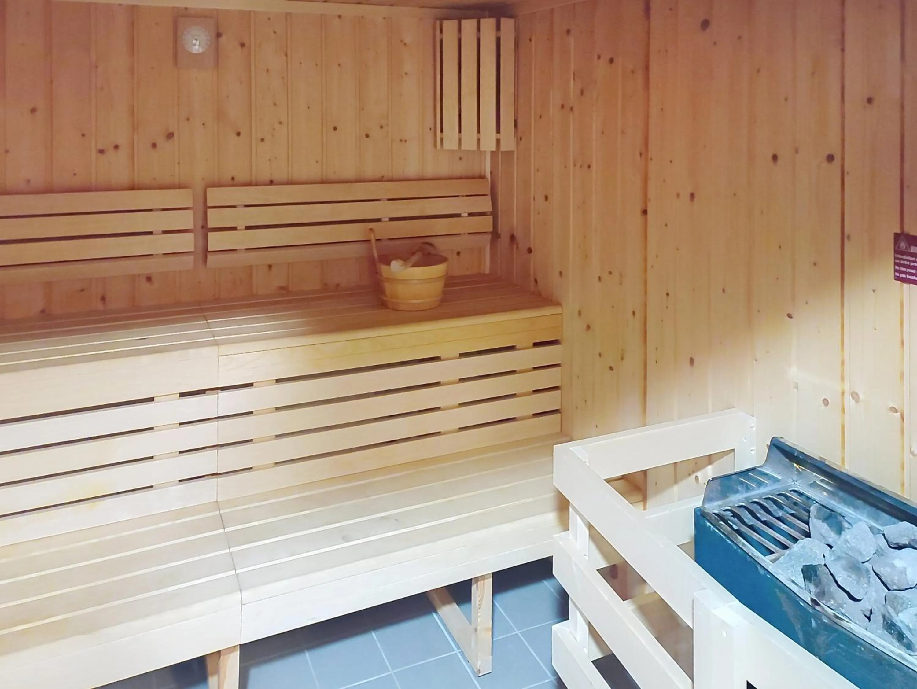 Sauna in Terres de France - Appart Hôtel Rouen Flaubert